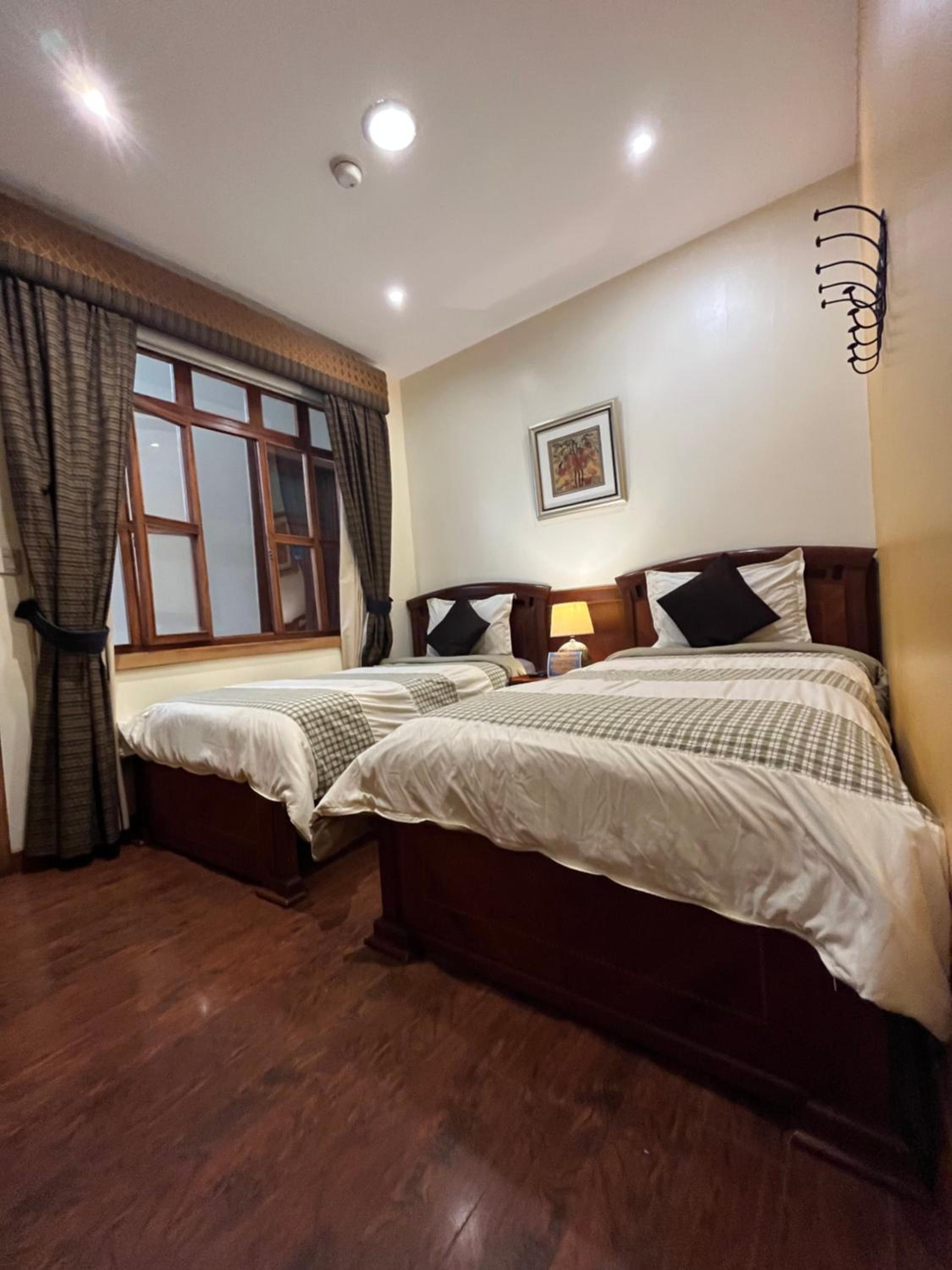 Twin Room - Photo 2