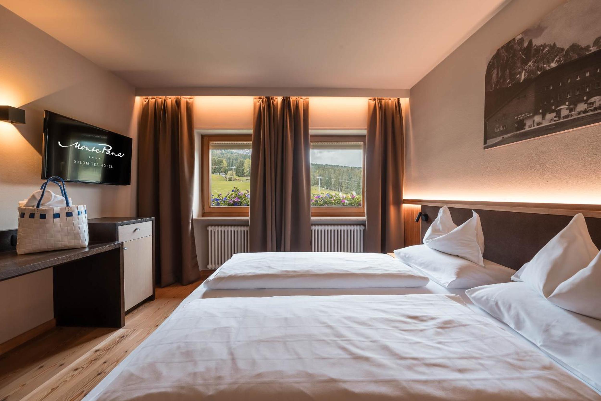 Deluxe Suite - Photo 9