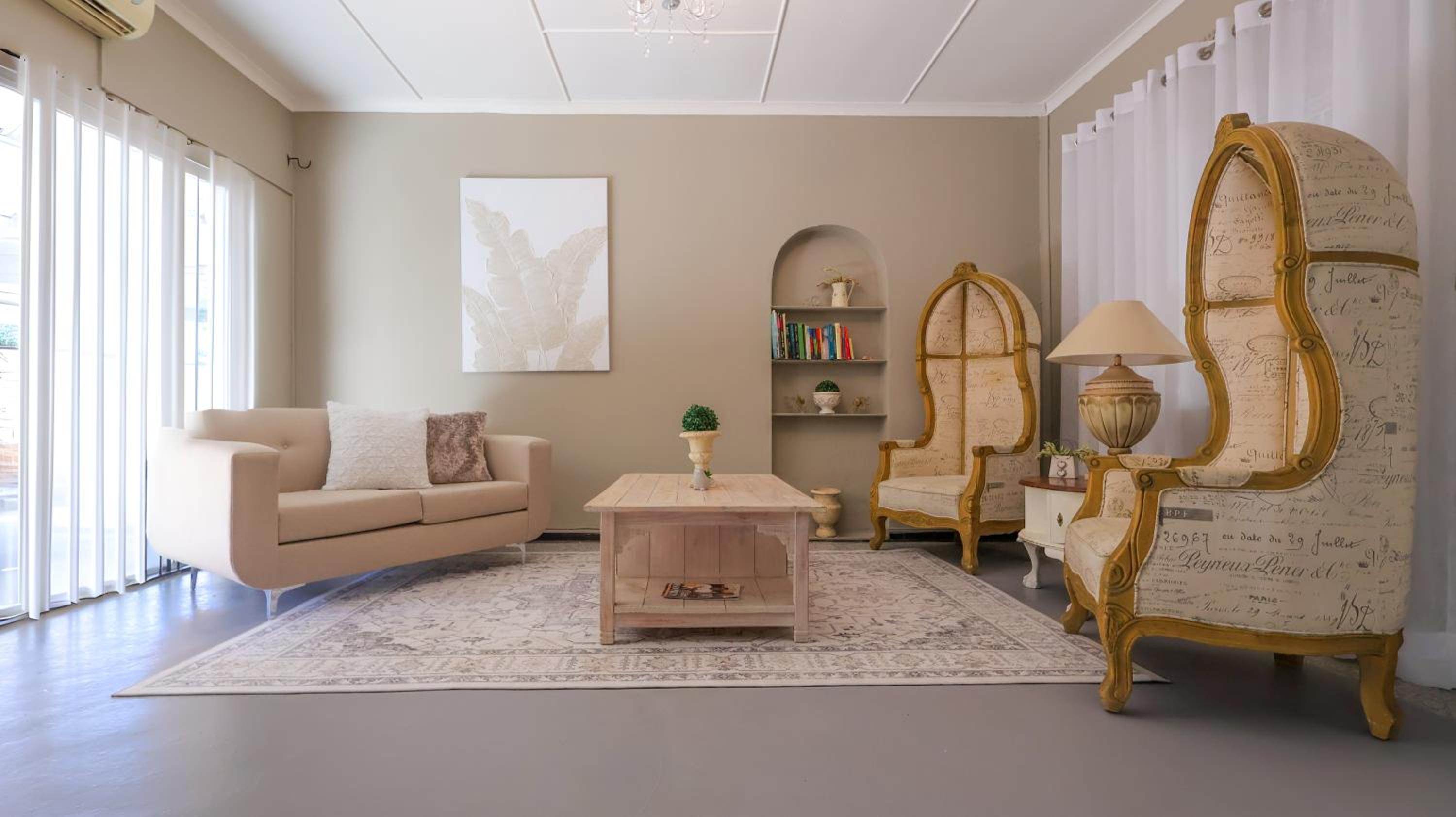 Apartment photo 1