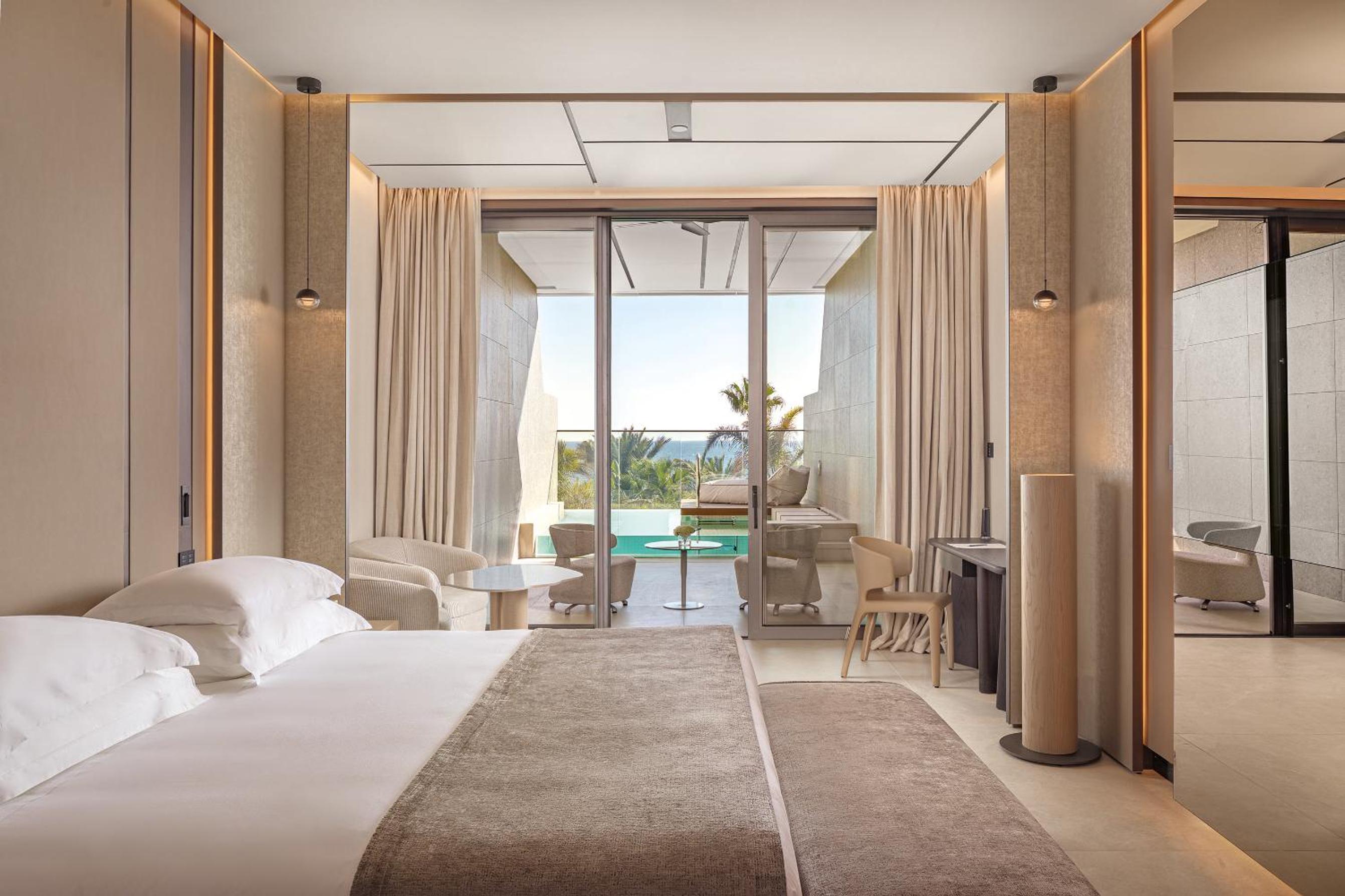 Junior Suite на верхнем этаже с частным бассейном