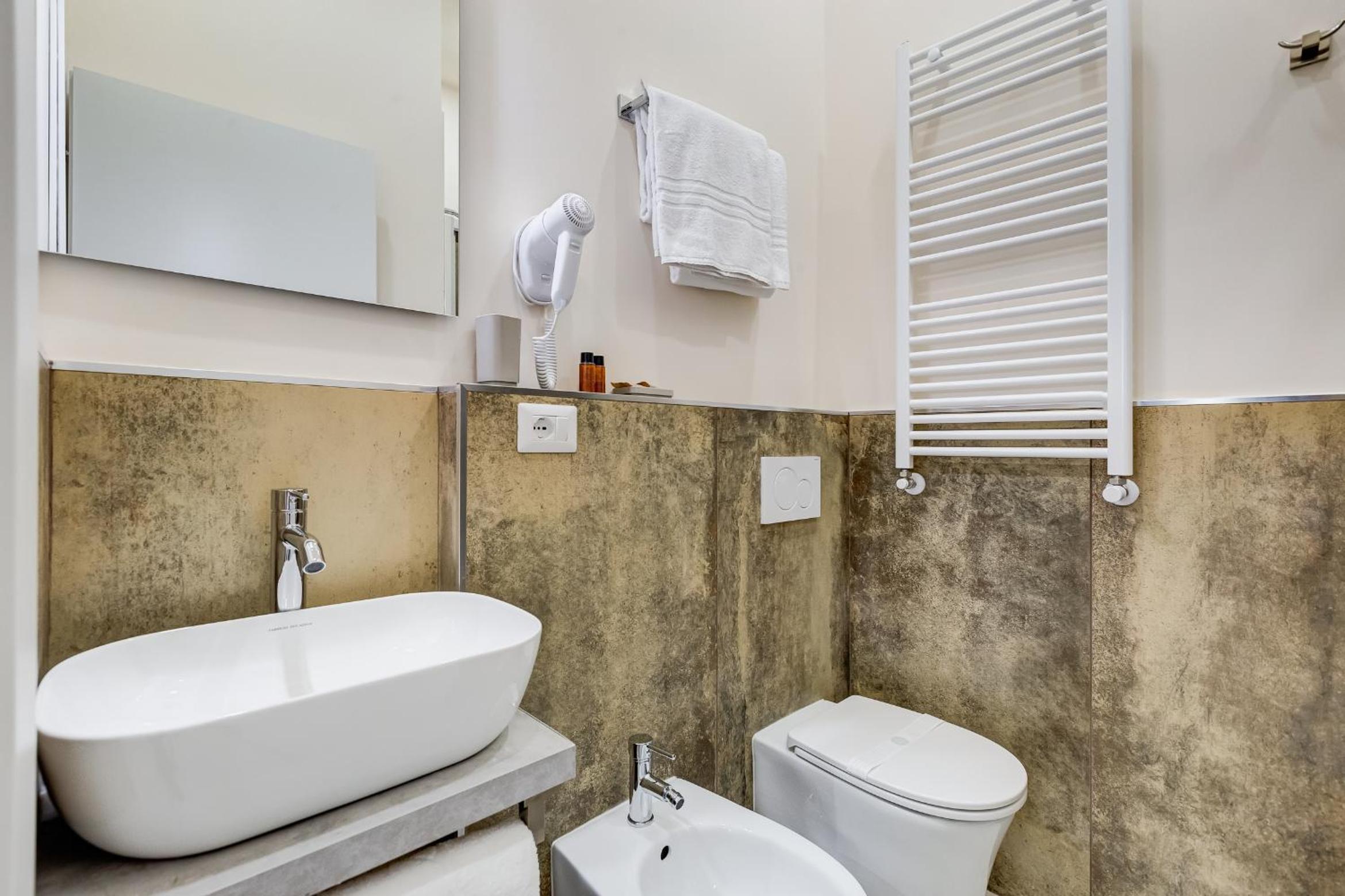 Small Double Room photo 2