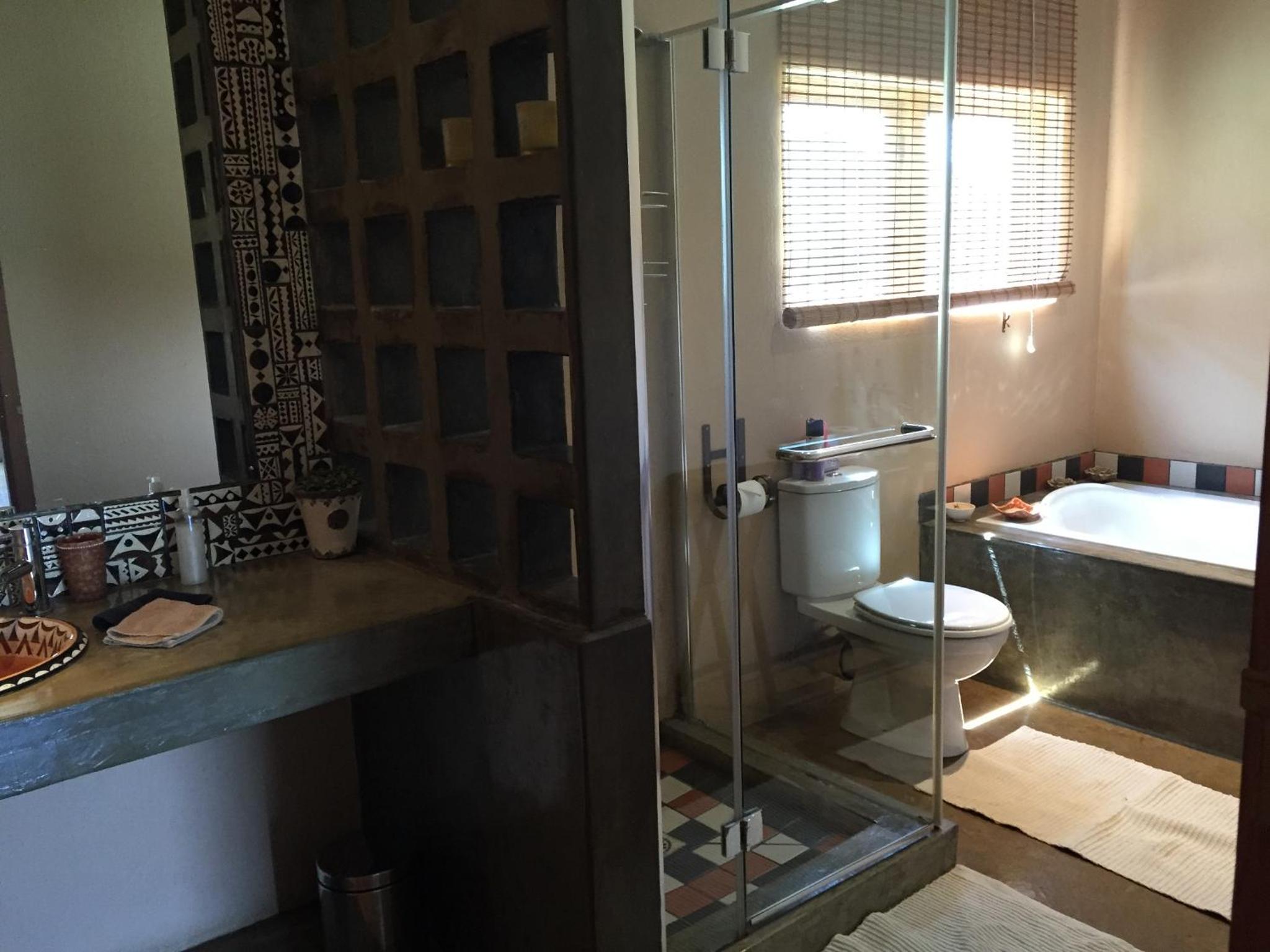 Deluxe King or Twin Suite - 3 - Photo 2