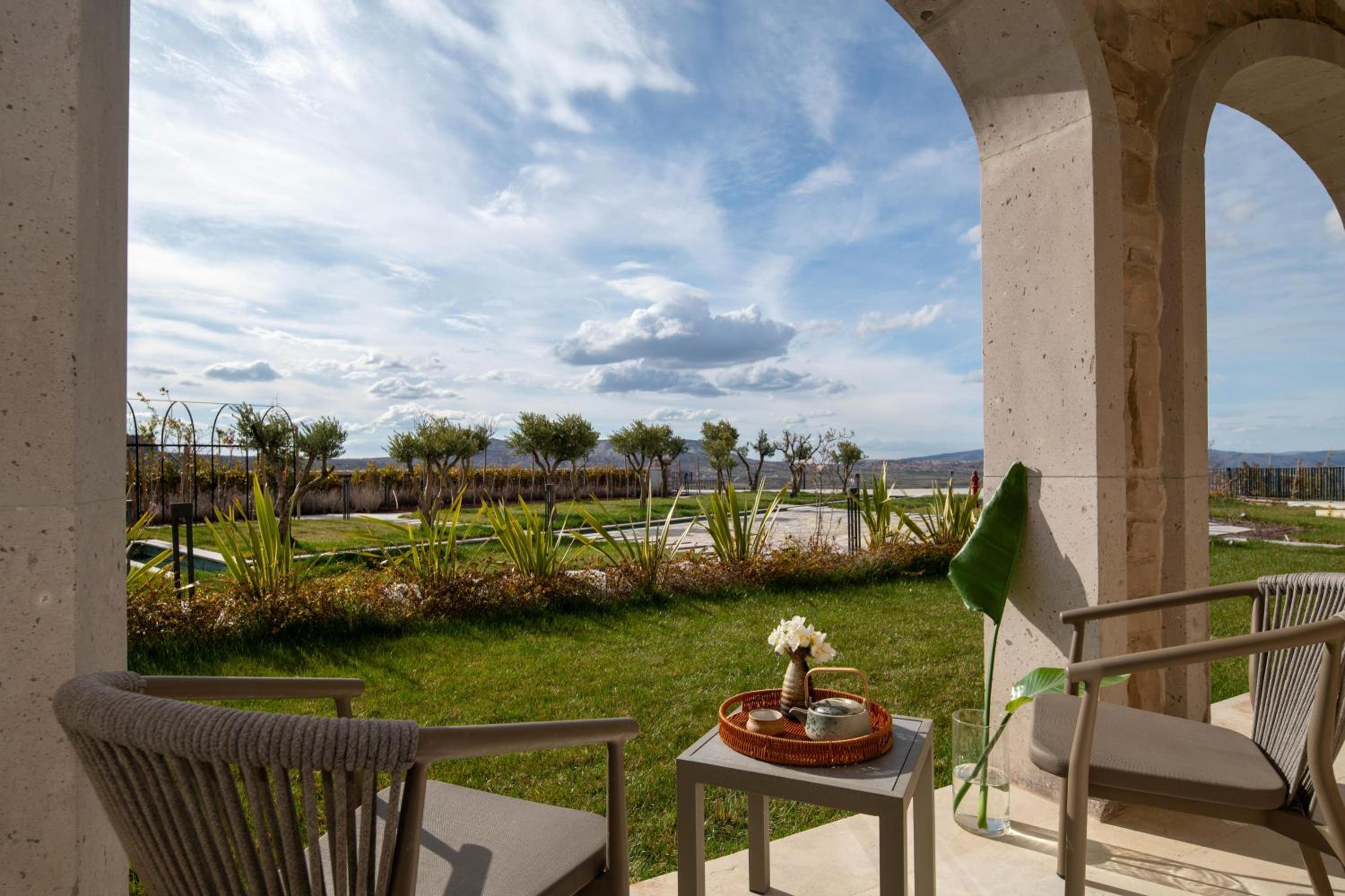 Deluxe Double or Twin Room with Garden View - Photo 4