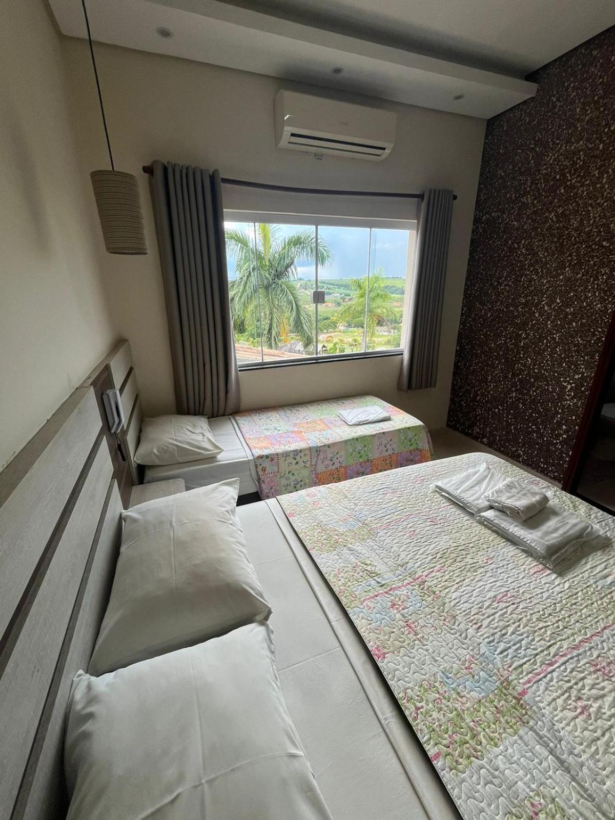 Triple Room with Pool View photo 2
