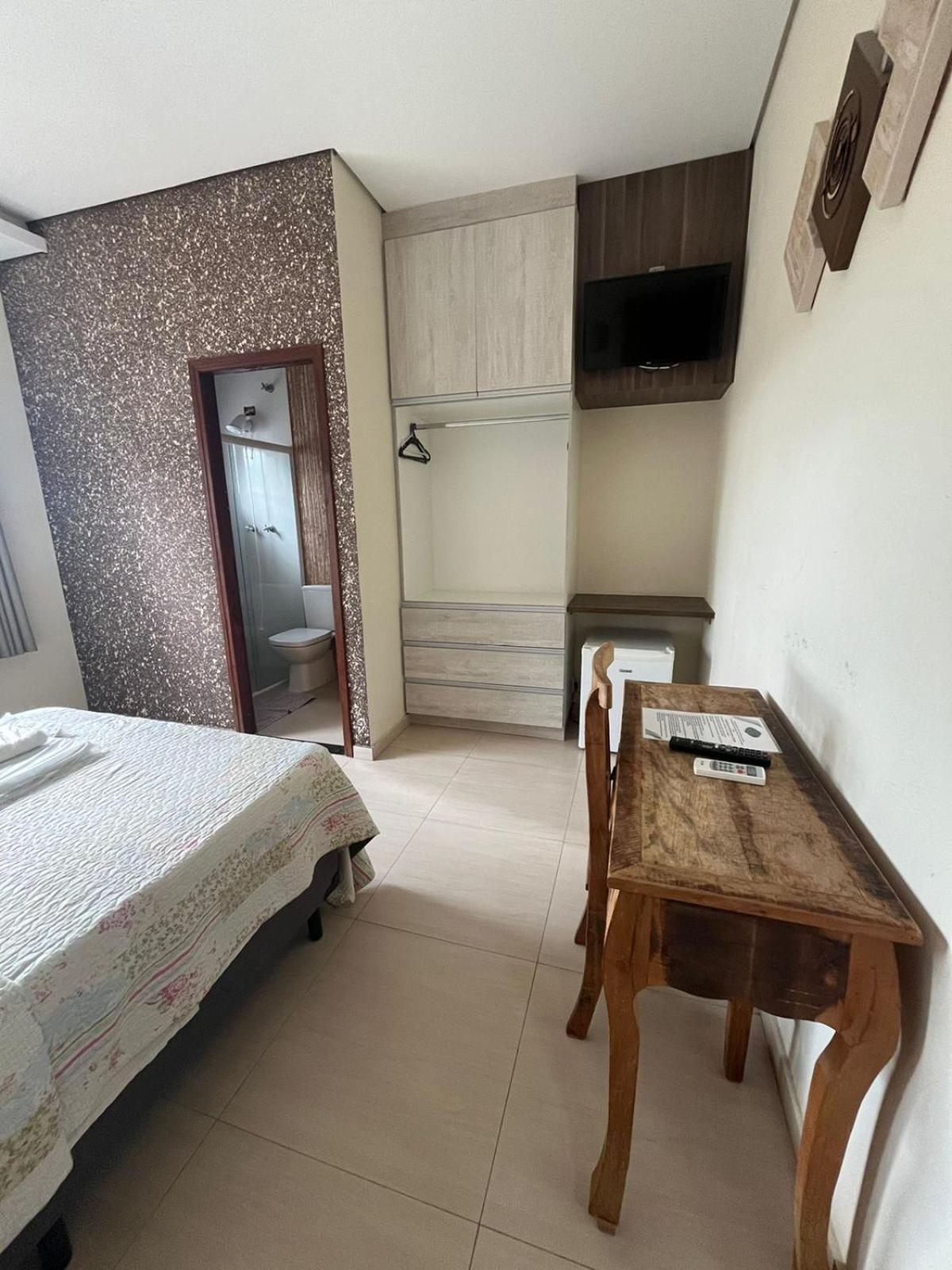 Triple Room with Pool View photo 1