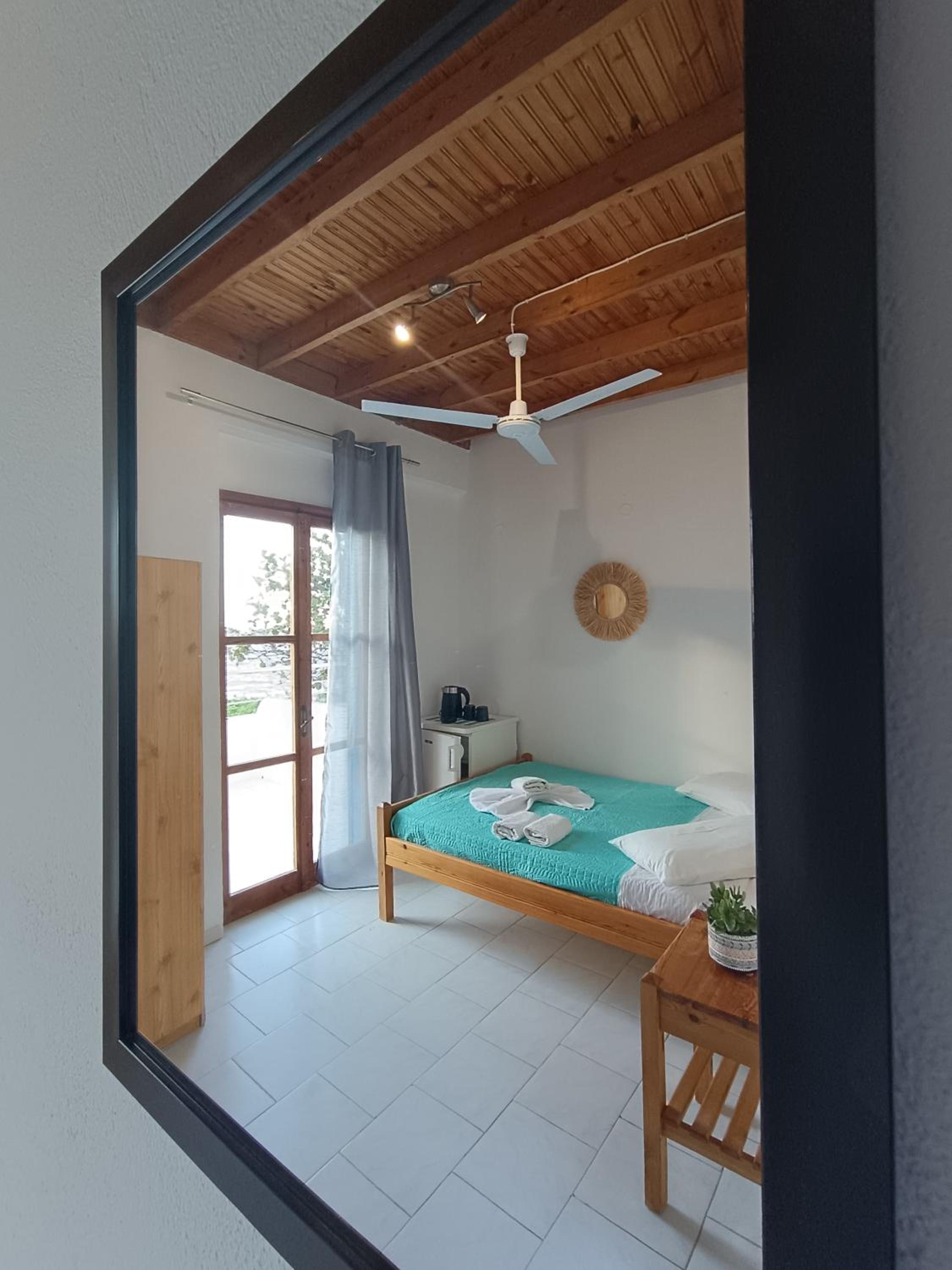 Deluxe Double Room with Sea View photo 3