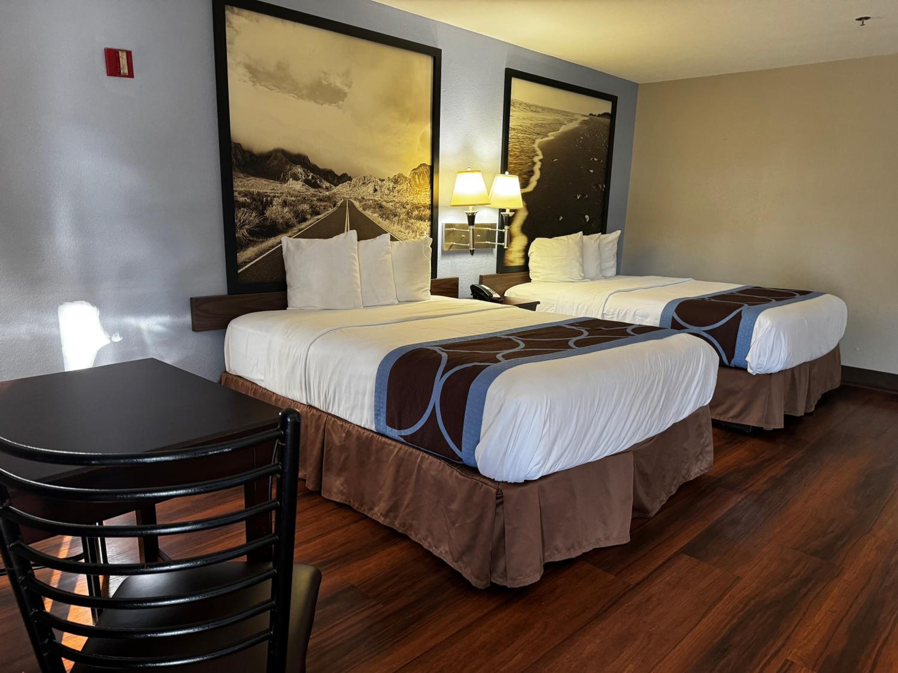 2 Queen Beds, Mobility/Hearing Access Room, Roll-In Shower, Pet-Friendly, Non-Smoking