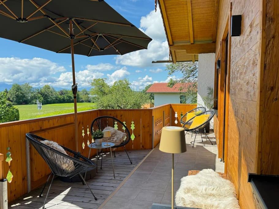Four-Bedroom Apartment with Lake View photo 3