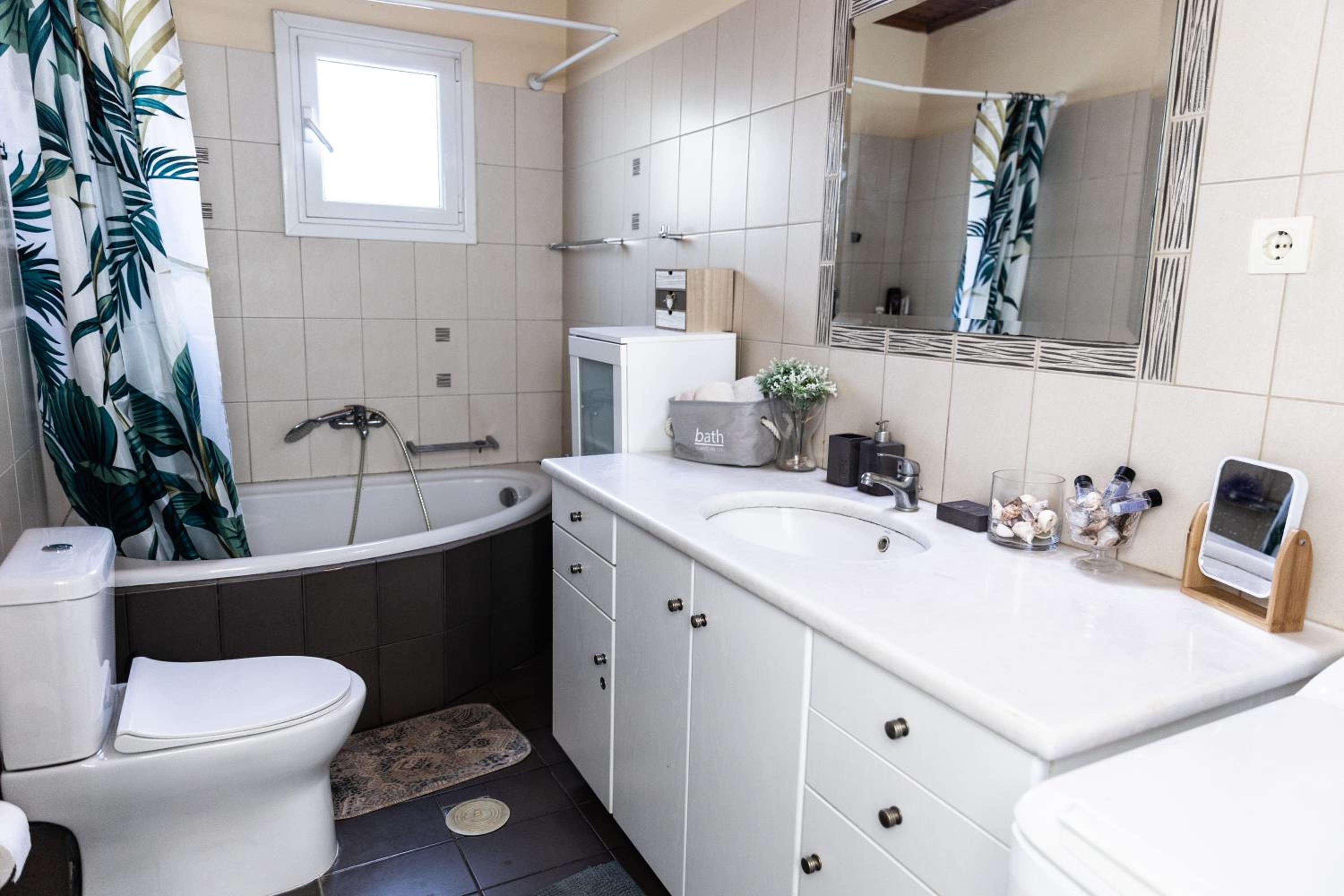 Two-Bedroom House photo 2