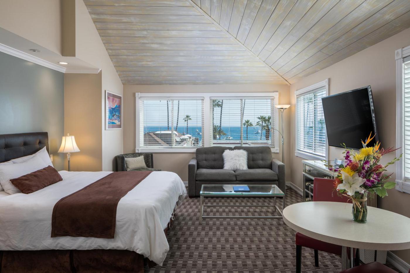 King Suite with Ocean View - Photo 1