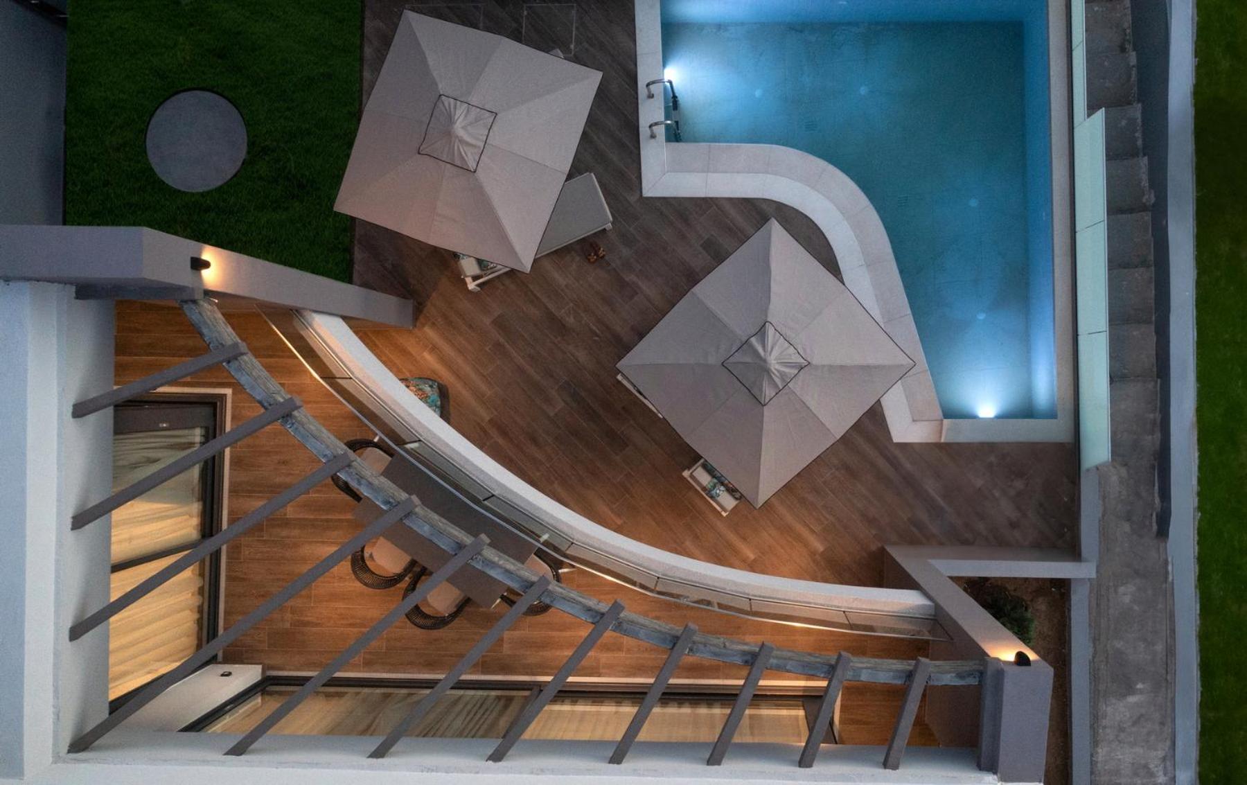 Villa photo 3