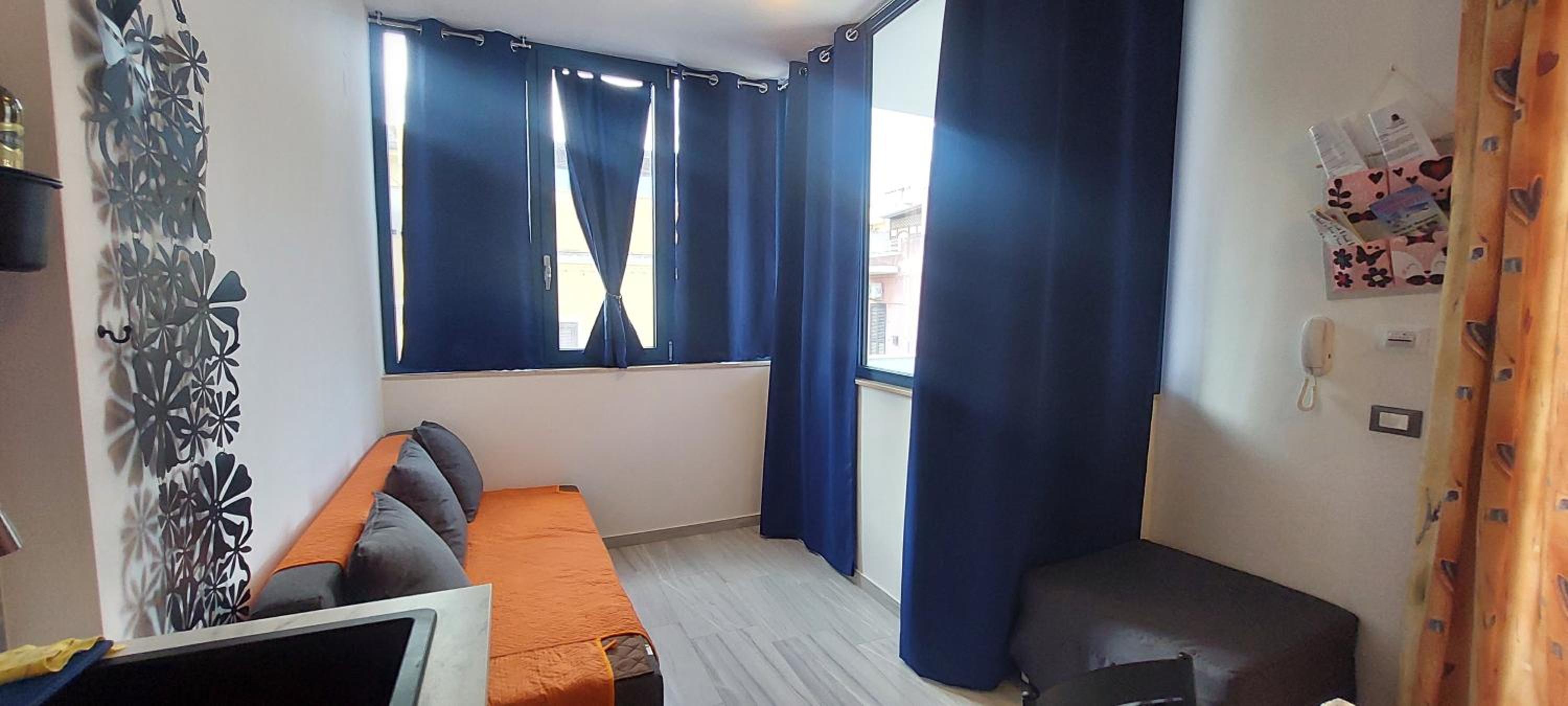 One-Bedroom Apartment with Balcony photo 1