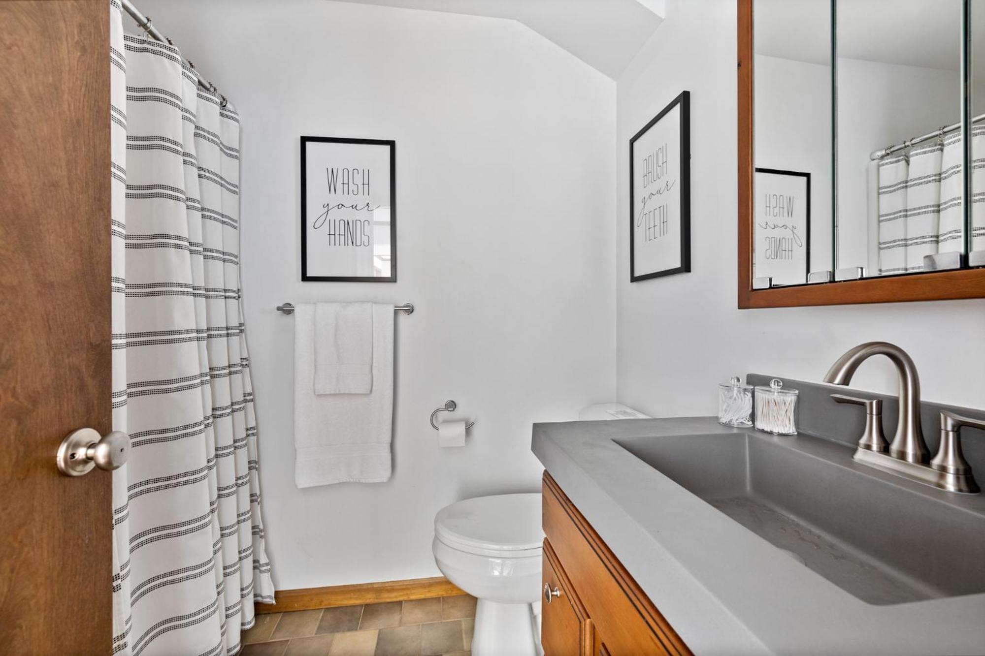 Four-Bedroom Holiday Home photo 3