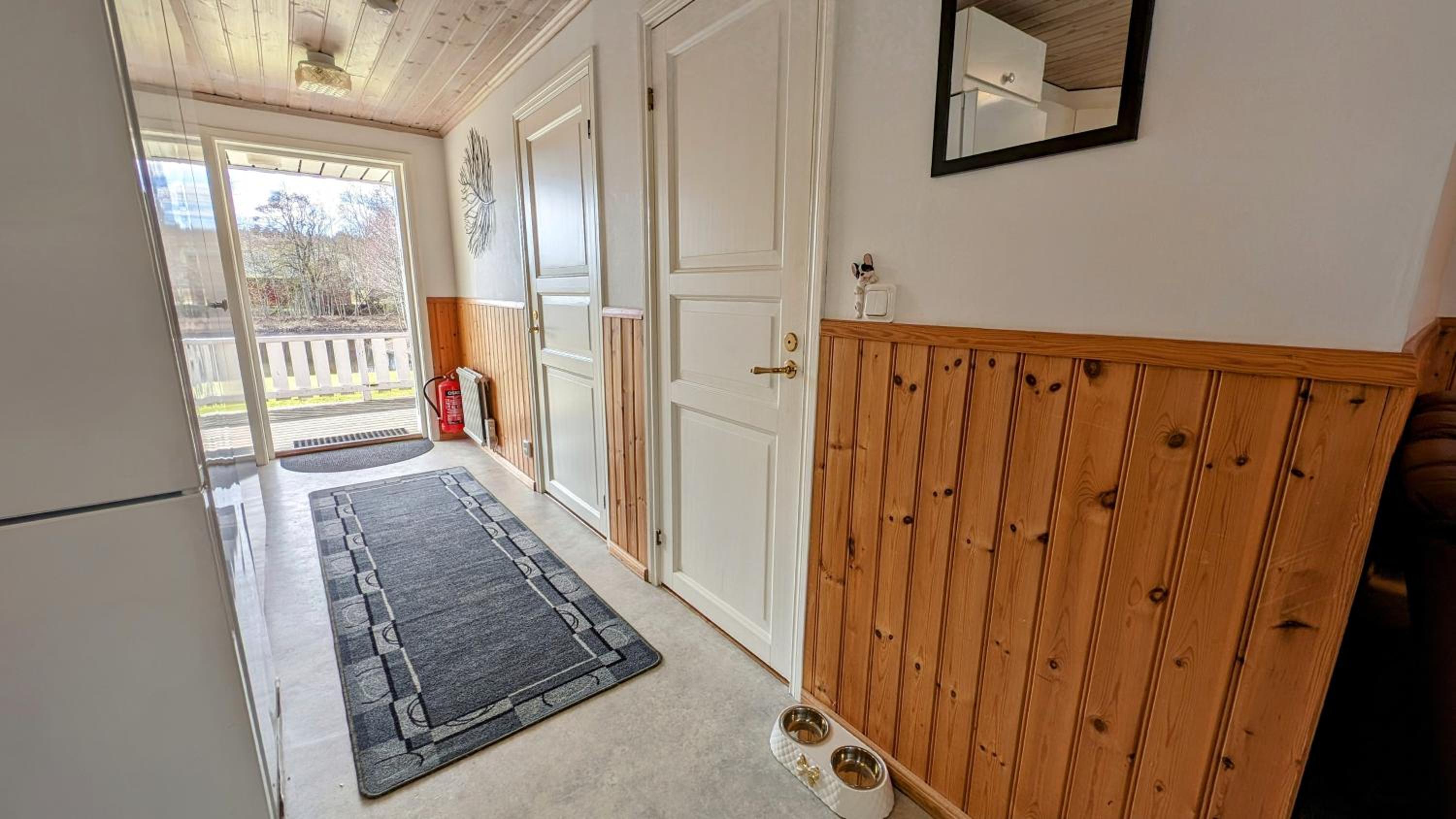 Two-Bedroom House photo 1