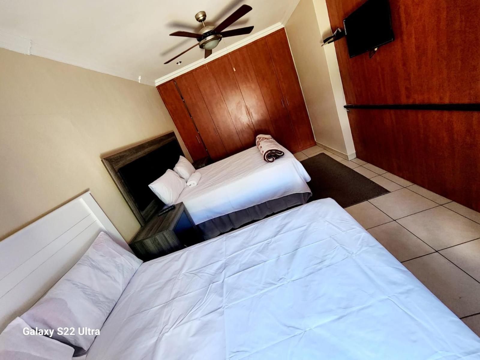Deluxe Family Suite photo 2