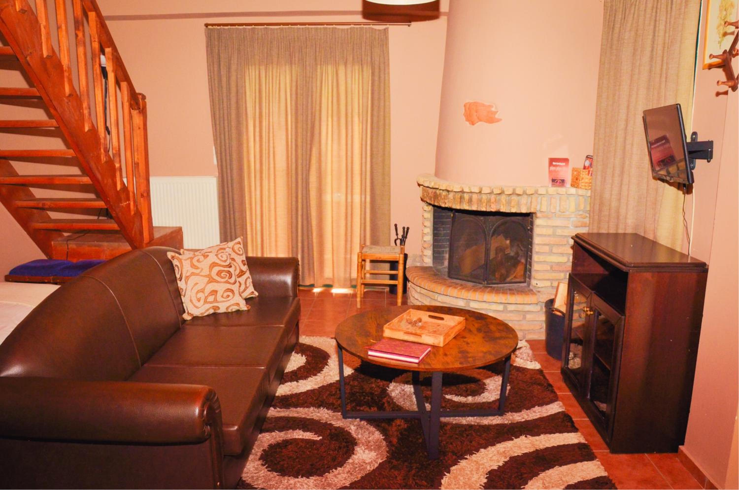 Quadruple Room with Mountain View - Photo 7