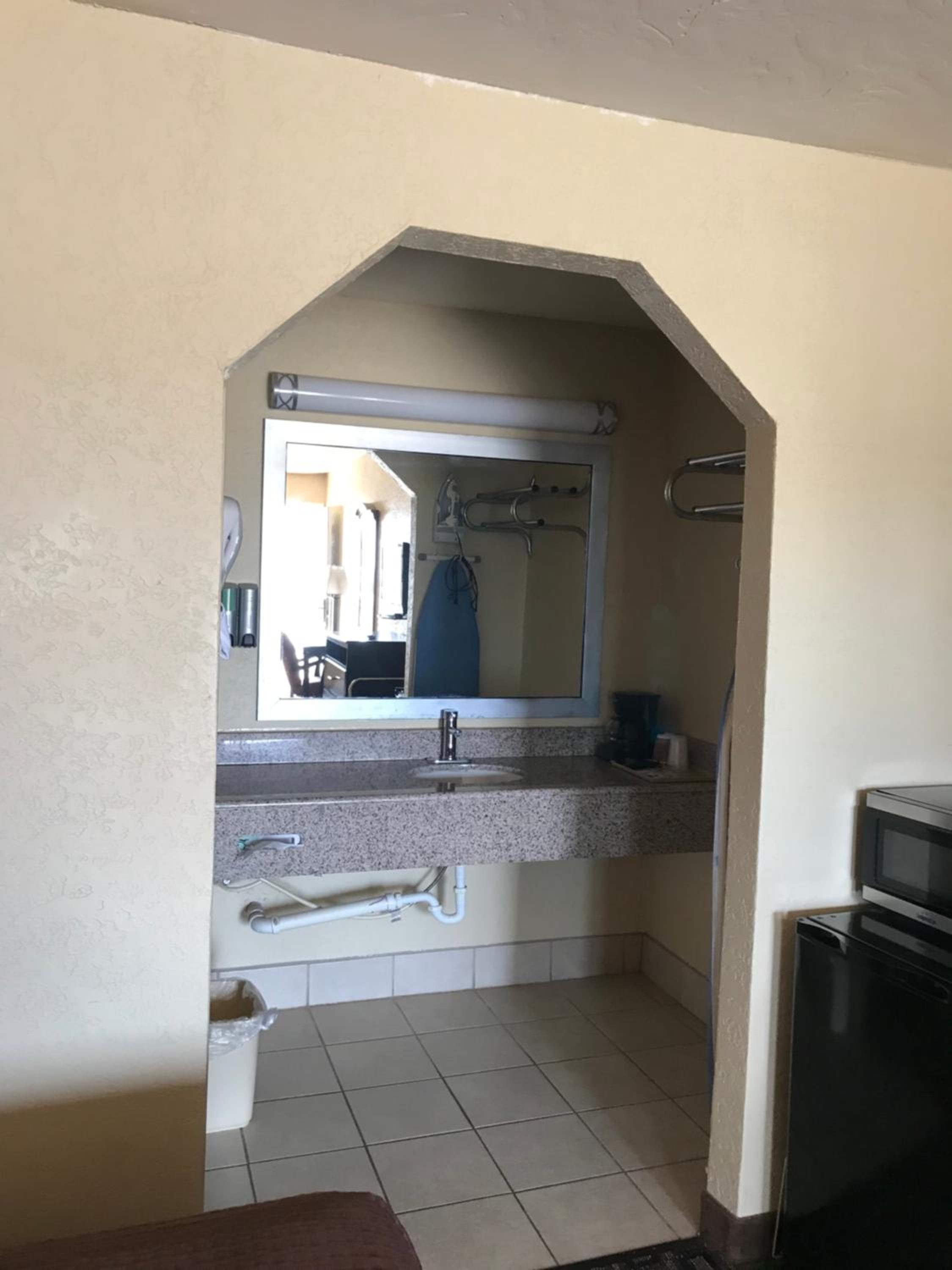 Deluxe Double Room (1 adult + 2 children) photo 2