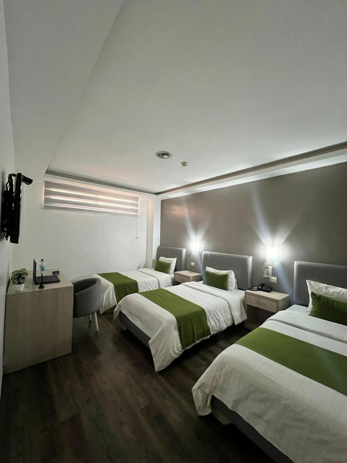 Deluxe Triple Room