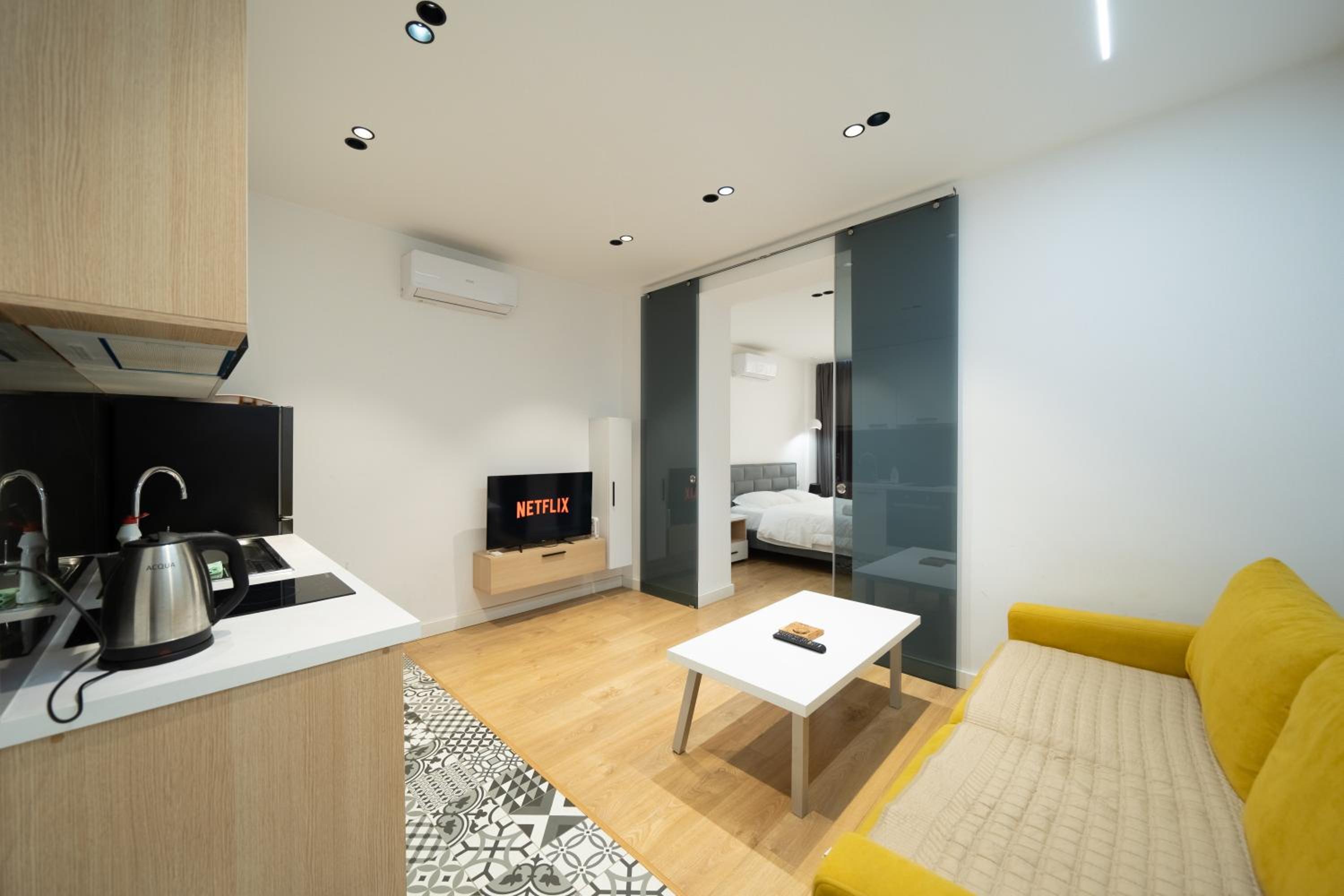 One-Bedroom Apartment