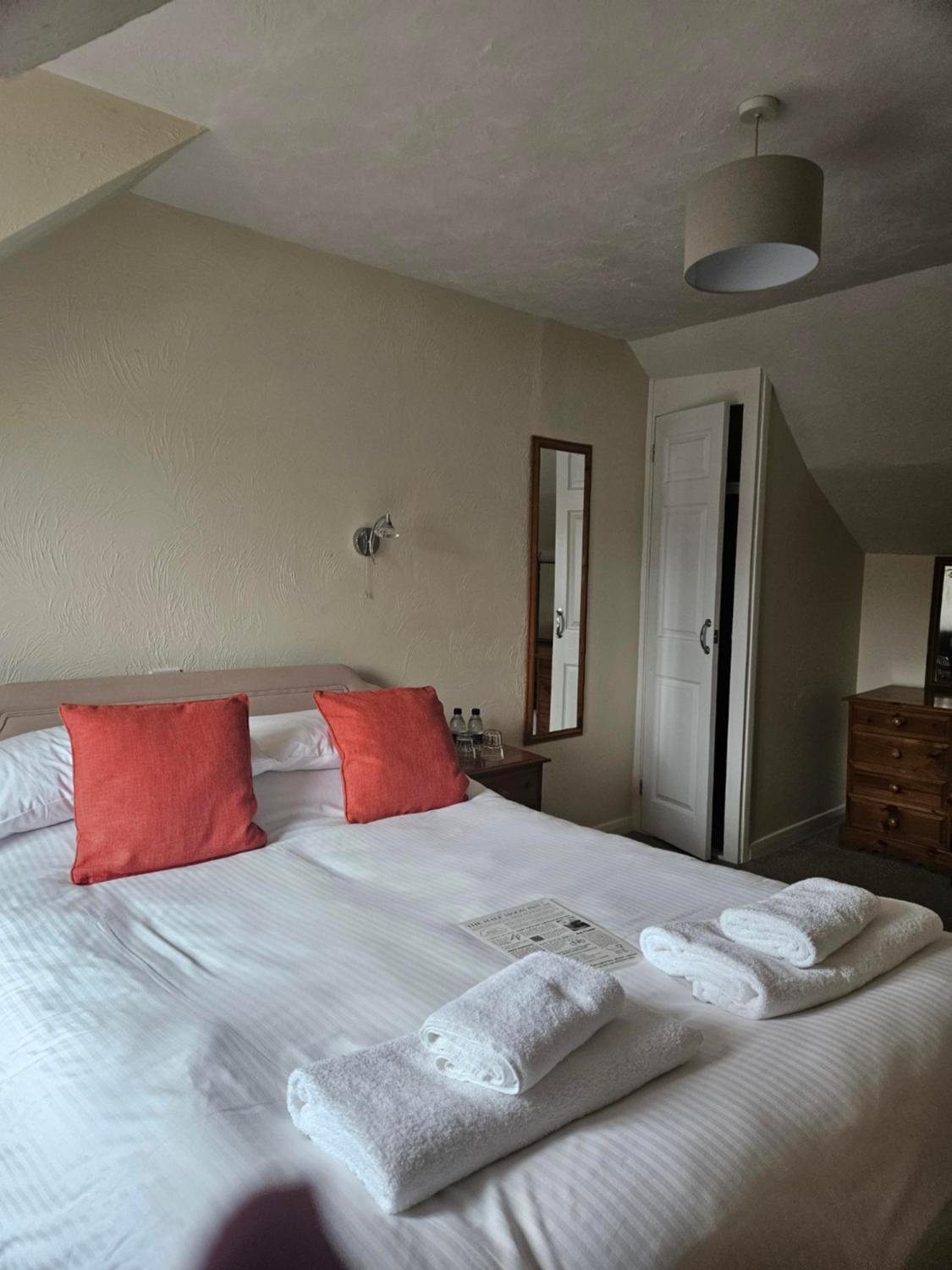 Economy Double Room photo 1