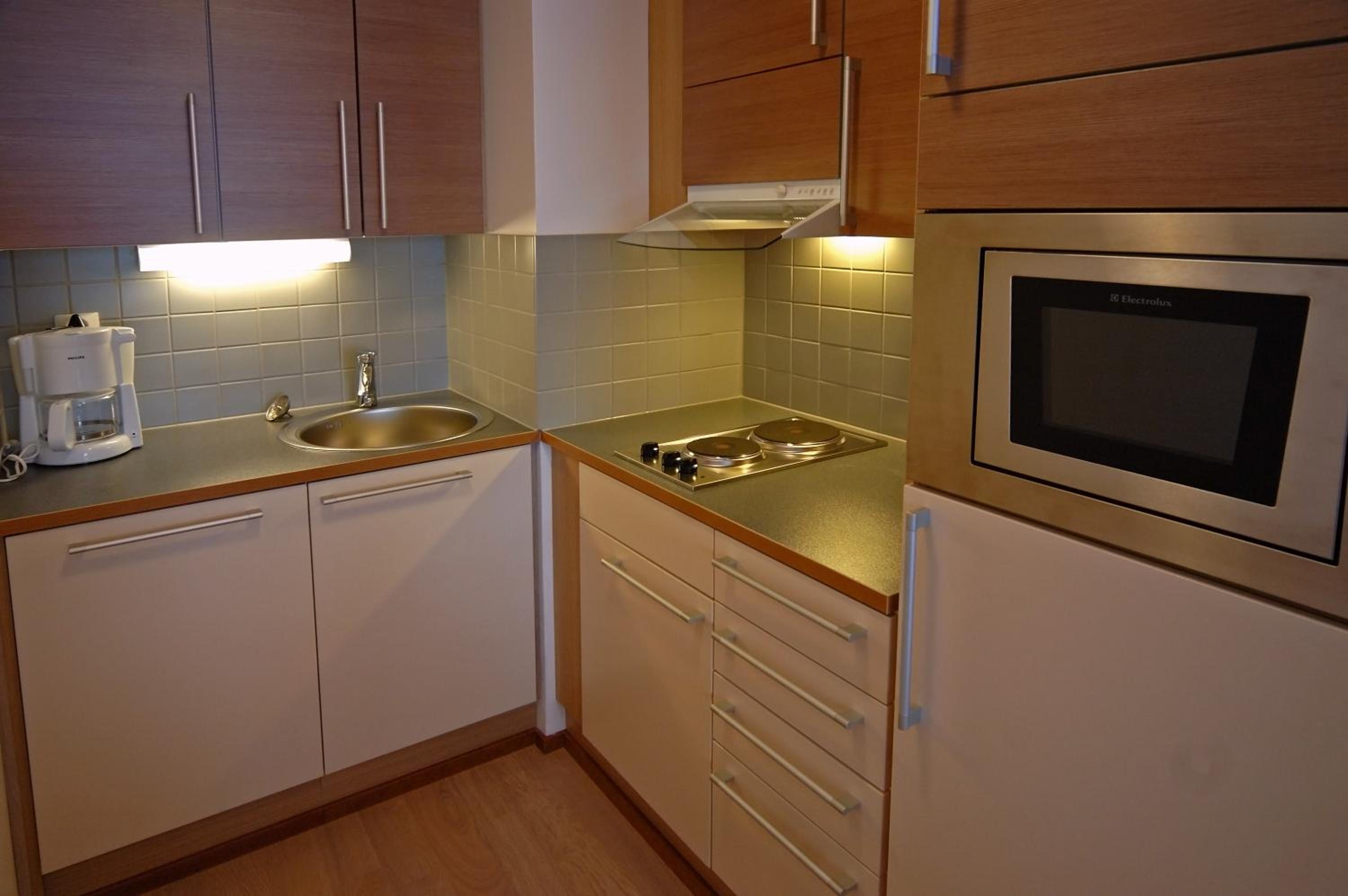 One-Bedroom Apartment with Sauna - Photo 4