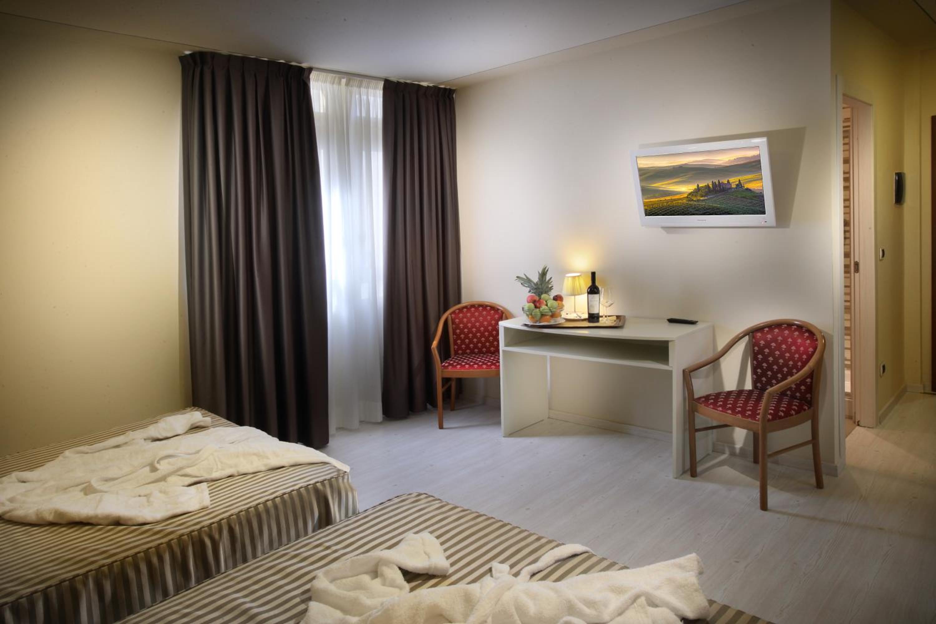 Superior Double Room - Photo 5