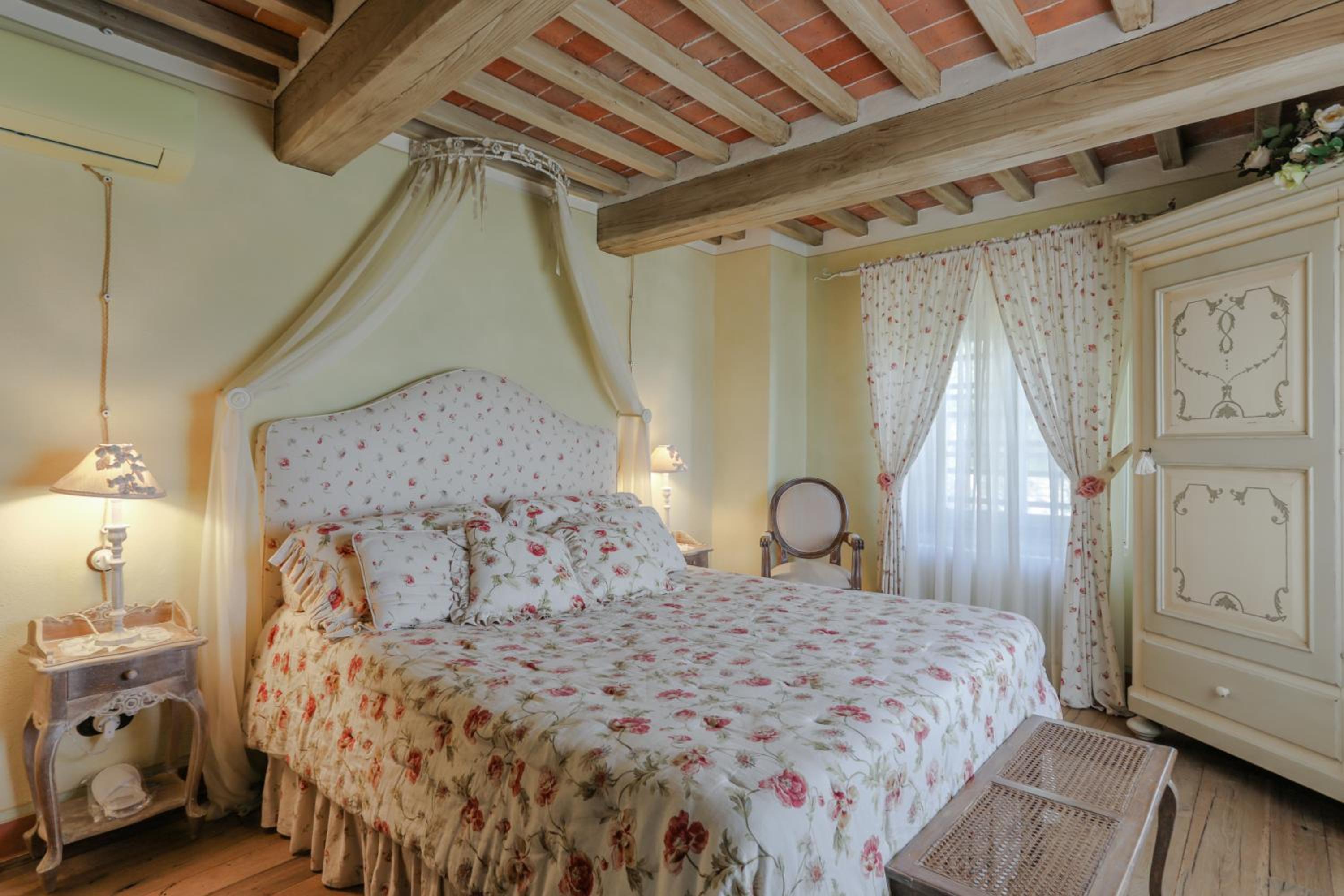 Three-Bedroom Villa photo 2