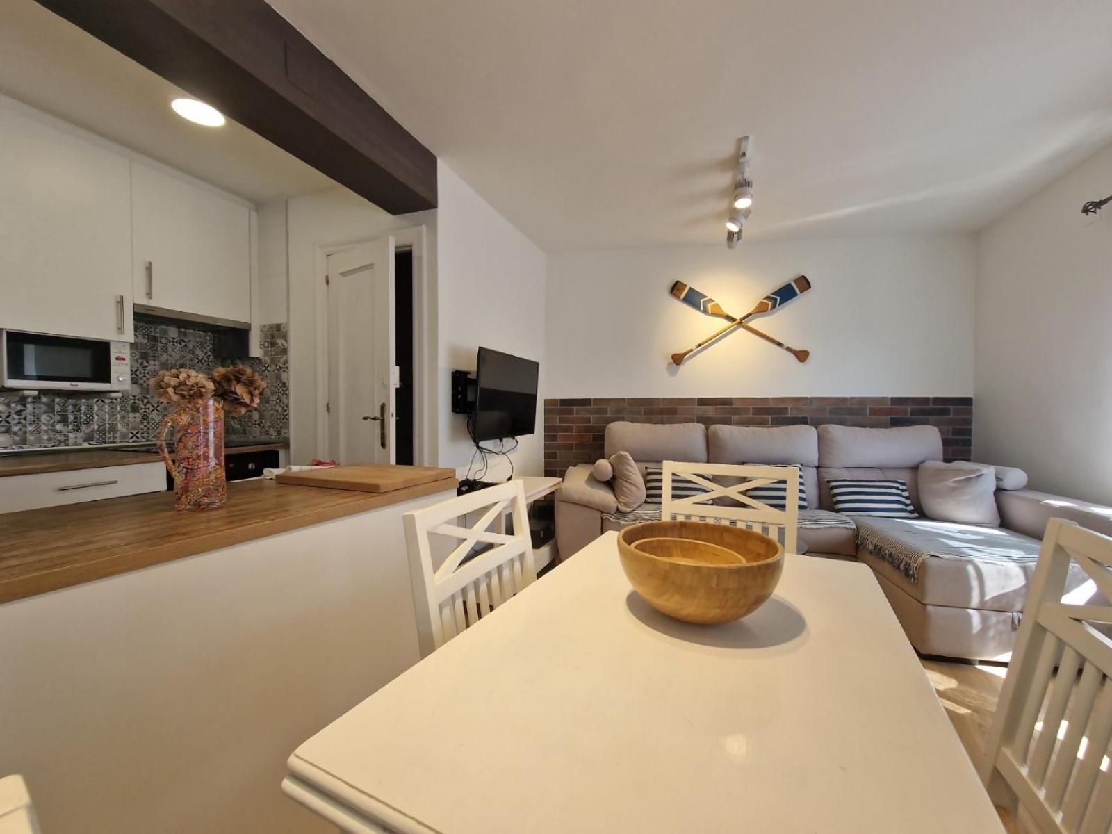 Three-Bedroom House photo 3