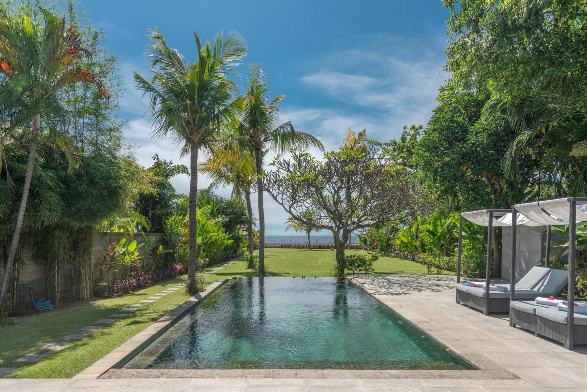 Villa photo 3