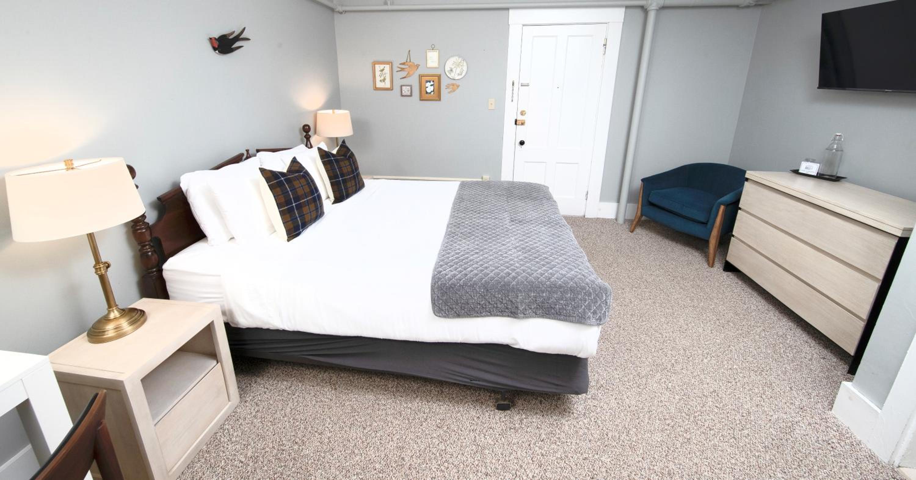 Queen Room