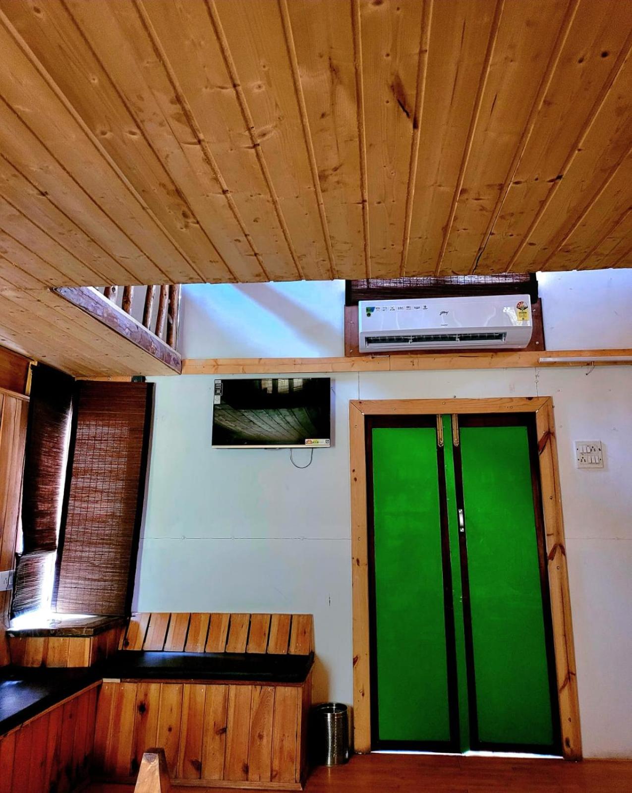 Two-Bedroom Villa photo 3