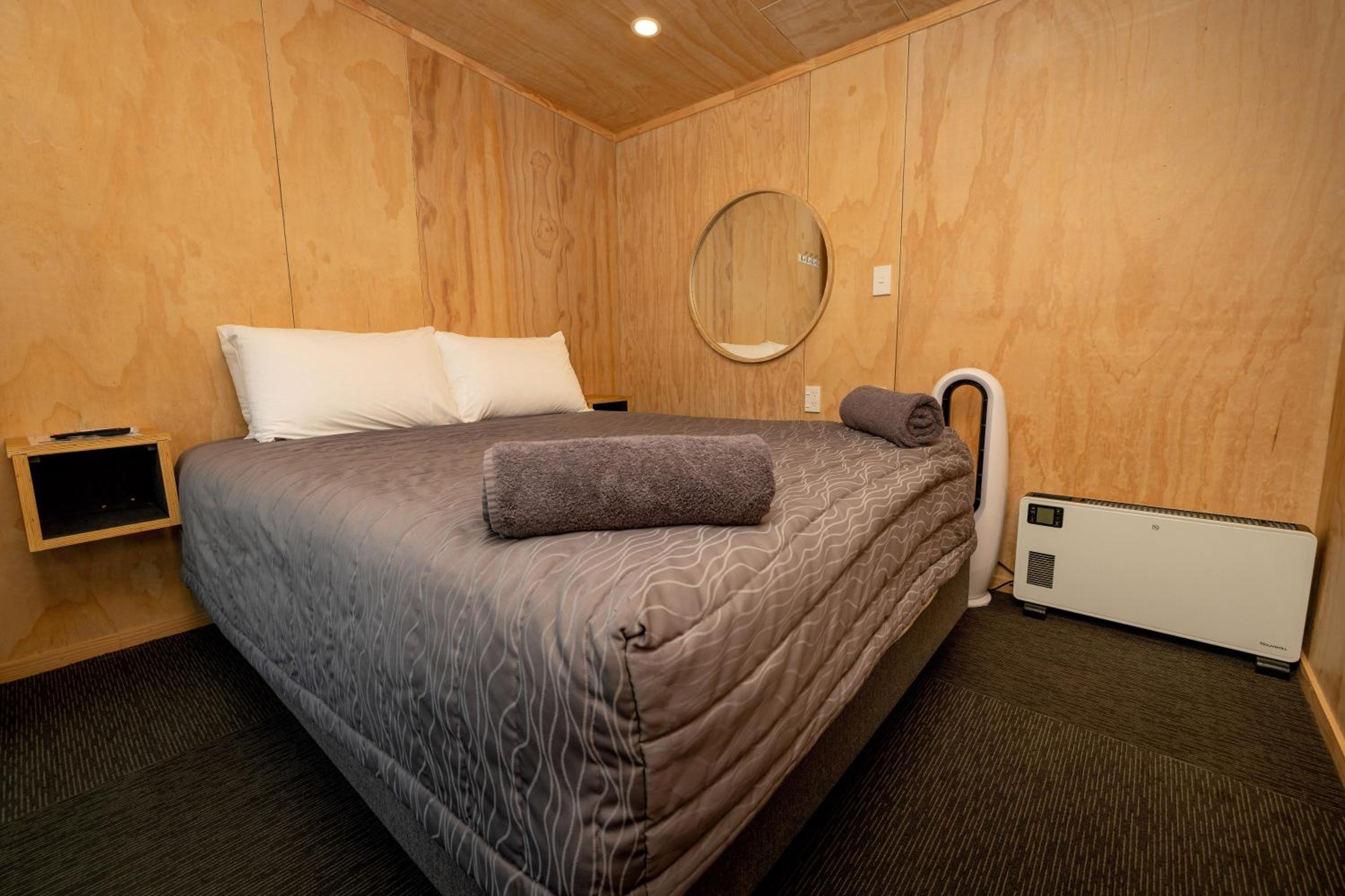 Budget Cabin - Photo 5