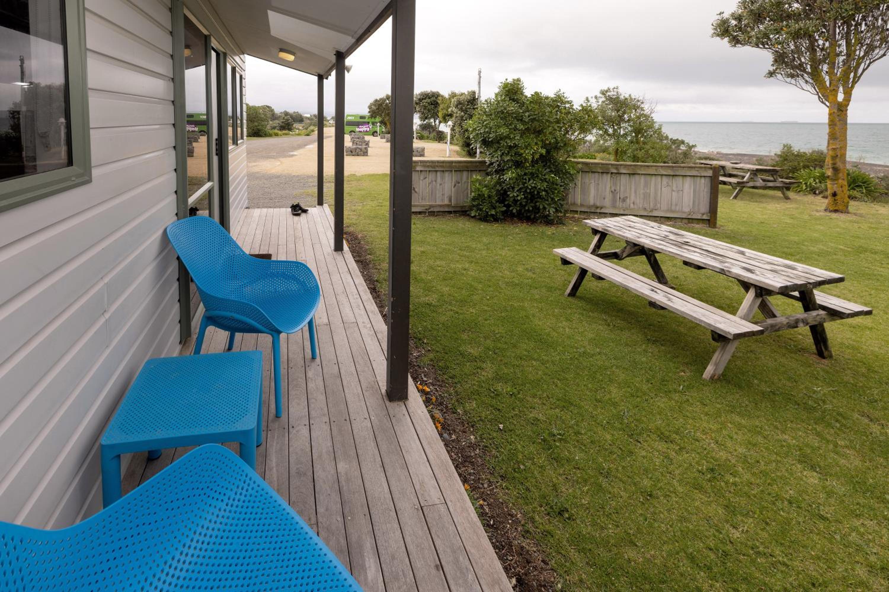 Family Room with Sea View - Photo 5