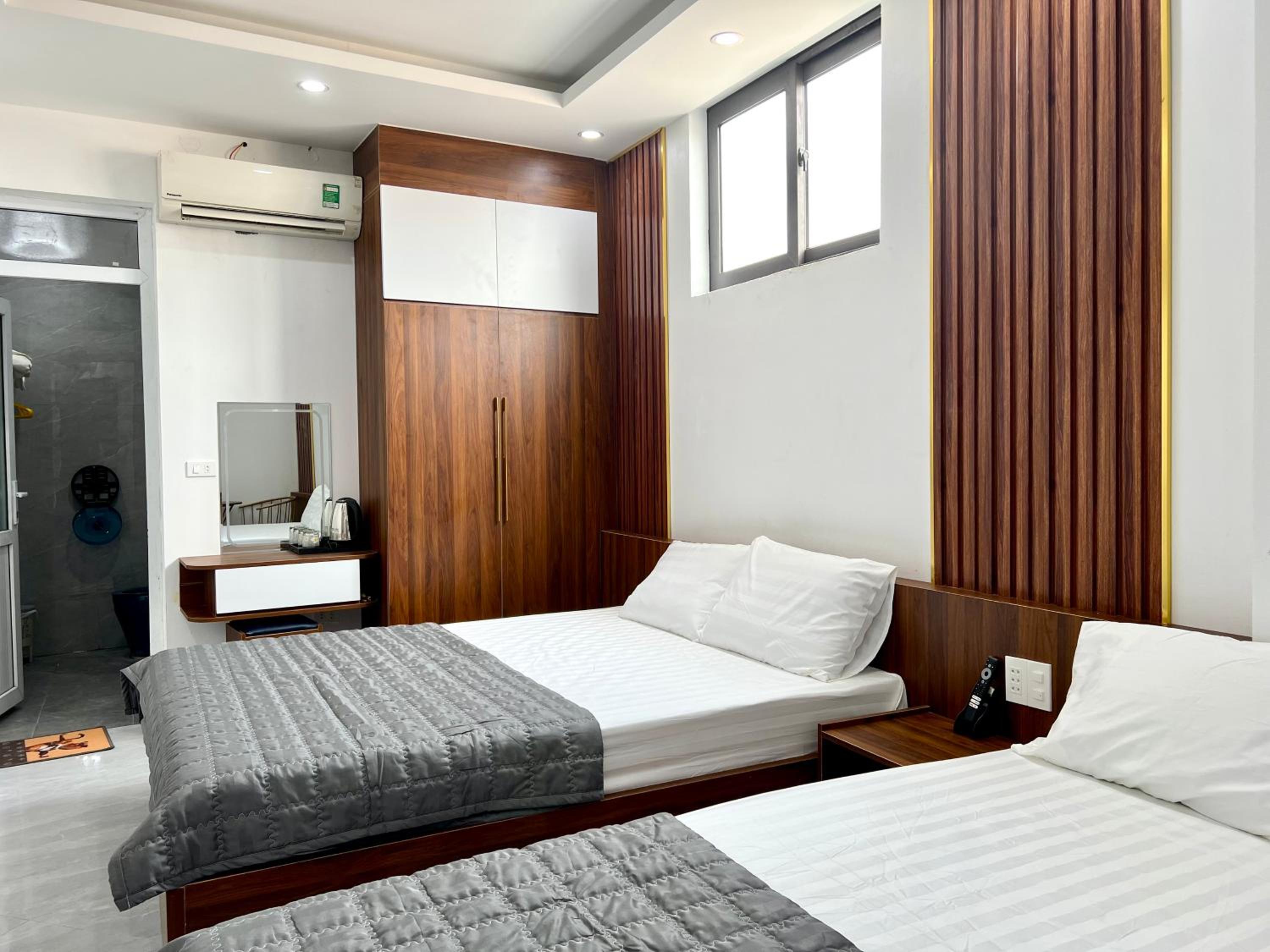 Quadruple Room - Photo 3