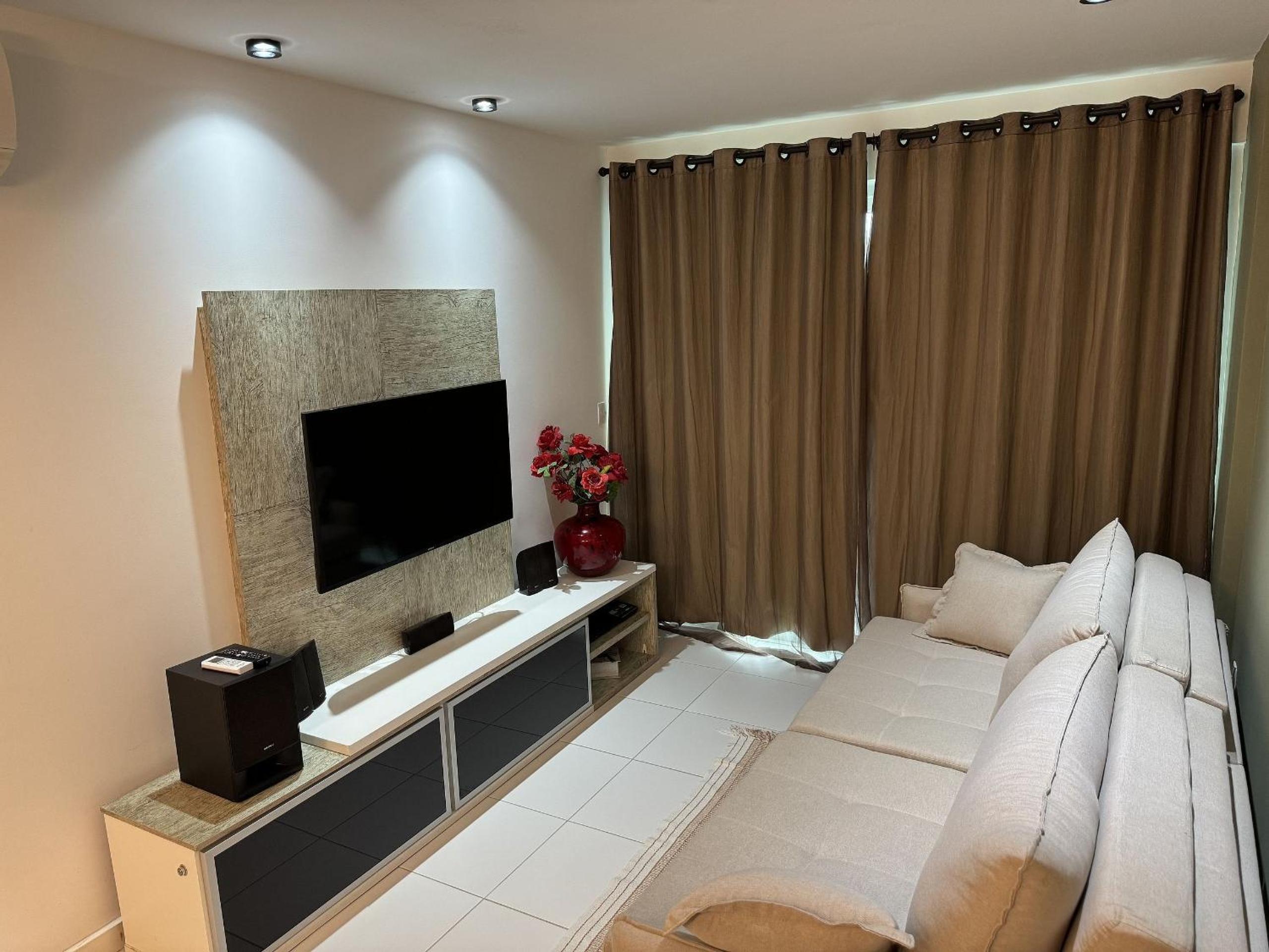 Apartment photo 1