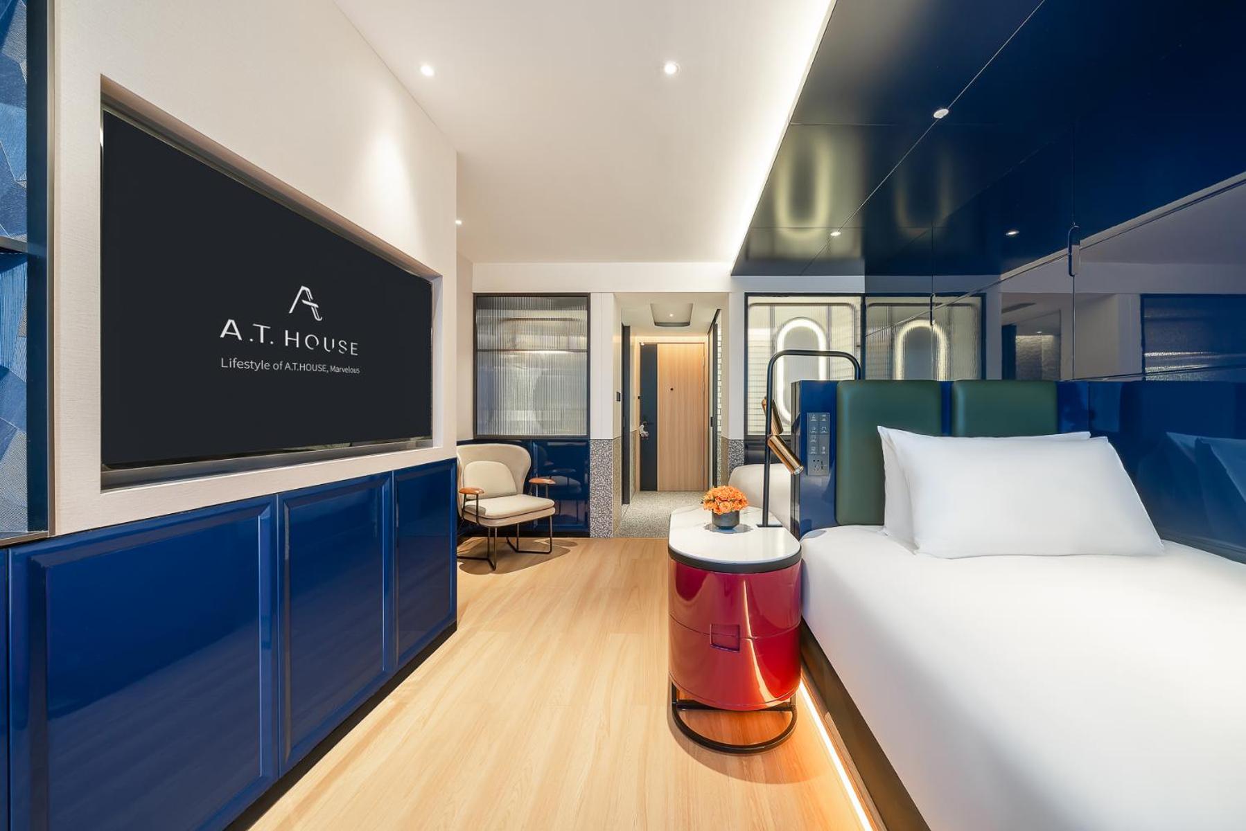 Standard Twin Room with afternoon tea