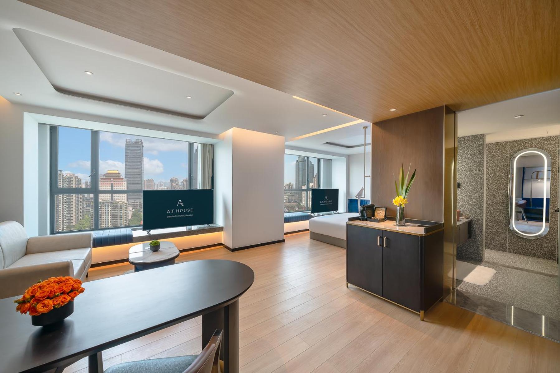 Elite Suite with afternoon tea