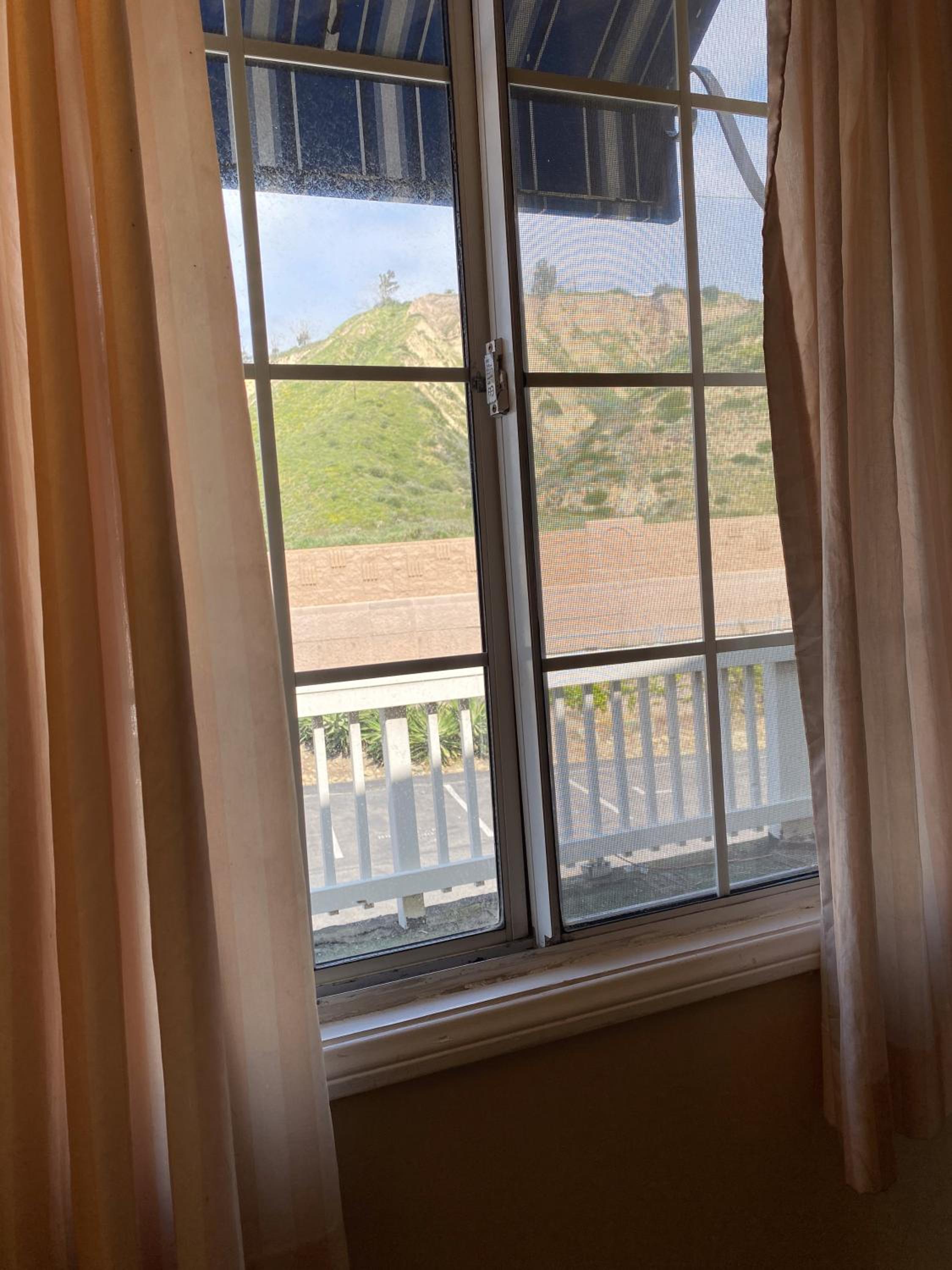 Queen Room Ocean View - Photo 12