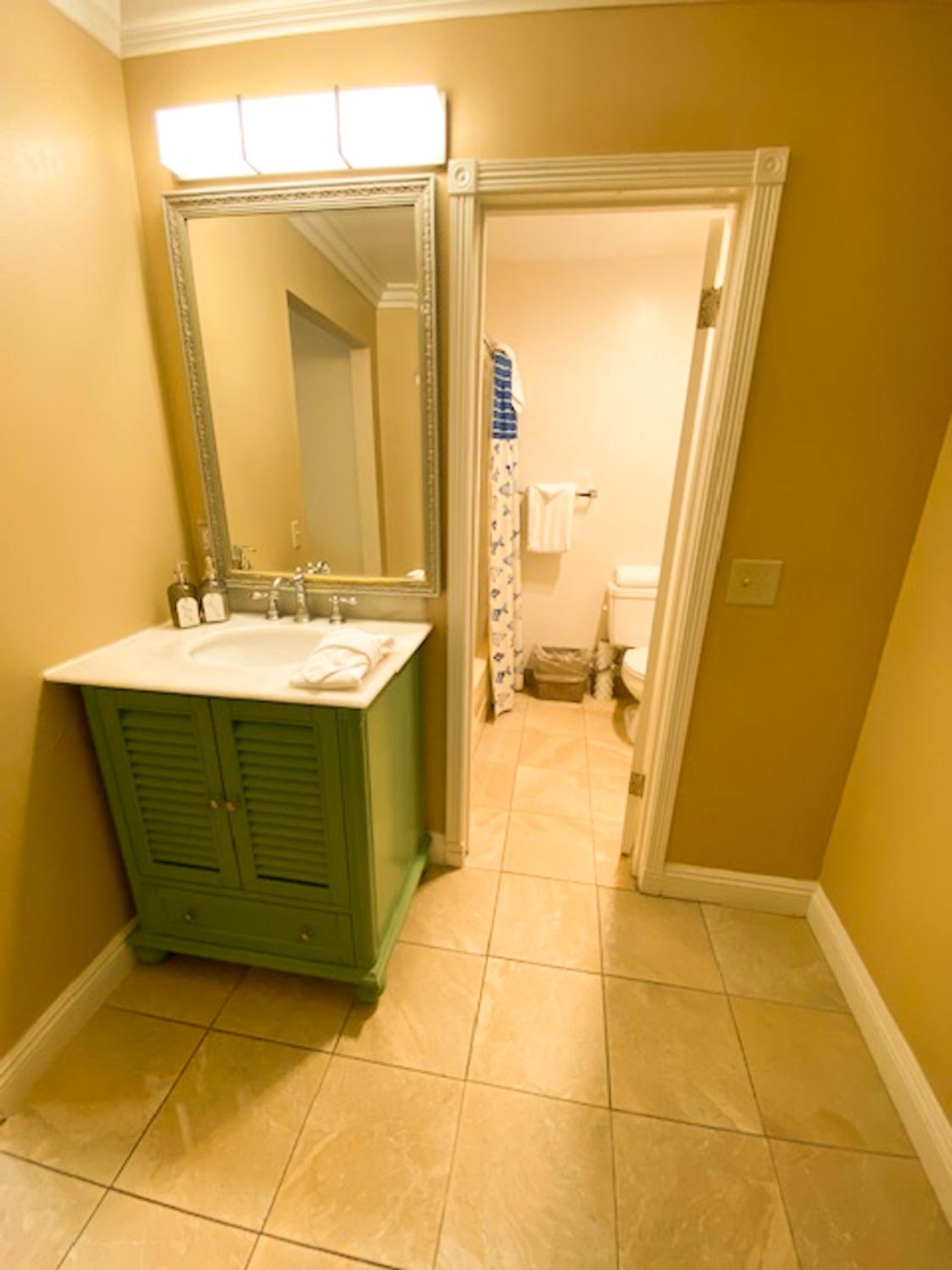 Queen Partial Ocean View - Photo 3