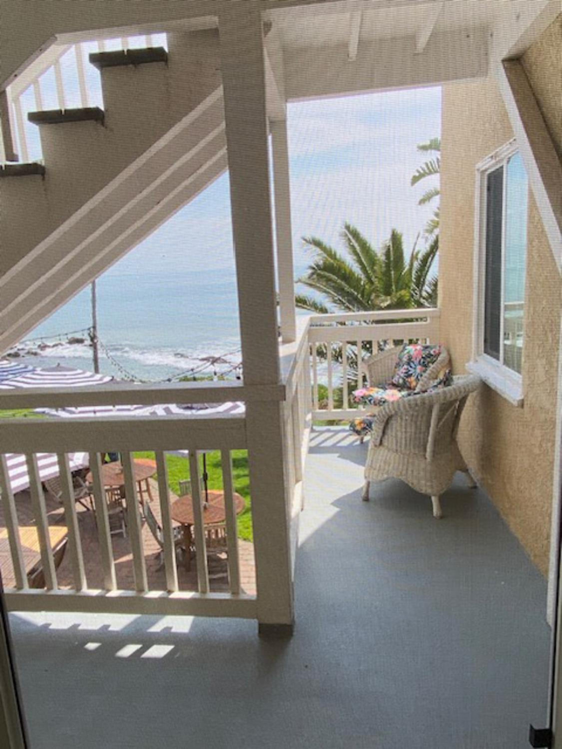 Queen Partial Ocean View - Photo 2