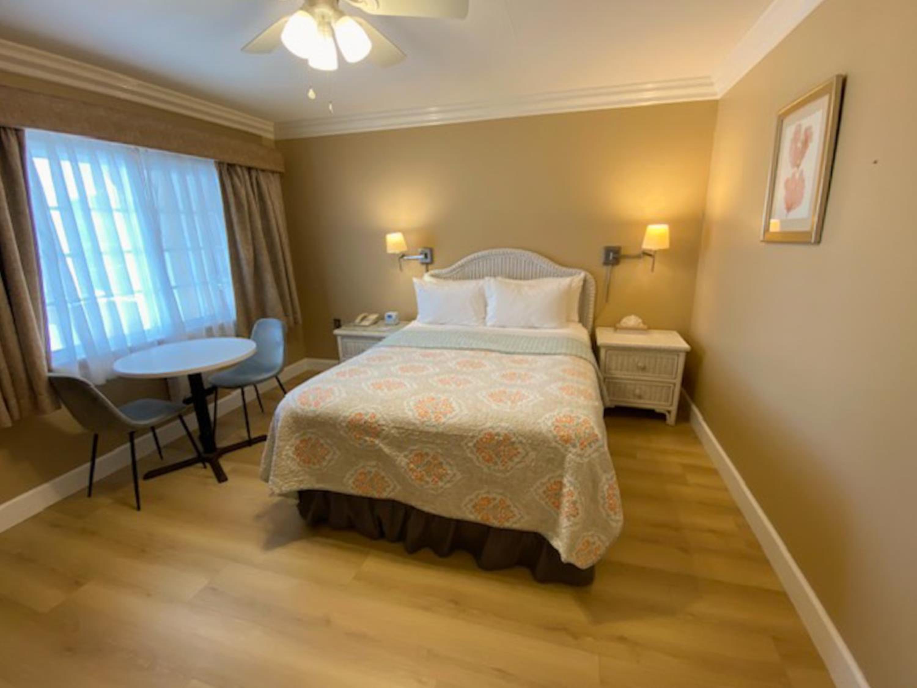 Queen Partial Ocean View - Photo 10