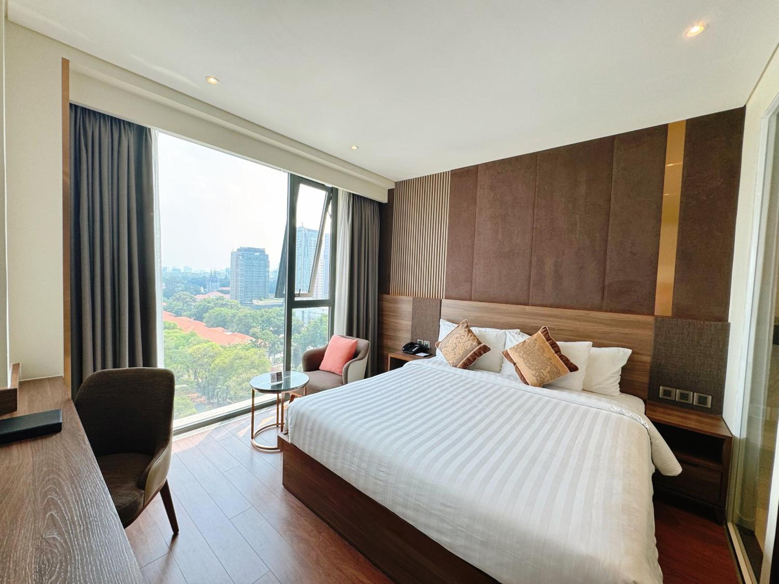 Grand City View - Included Afternoon Tea