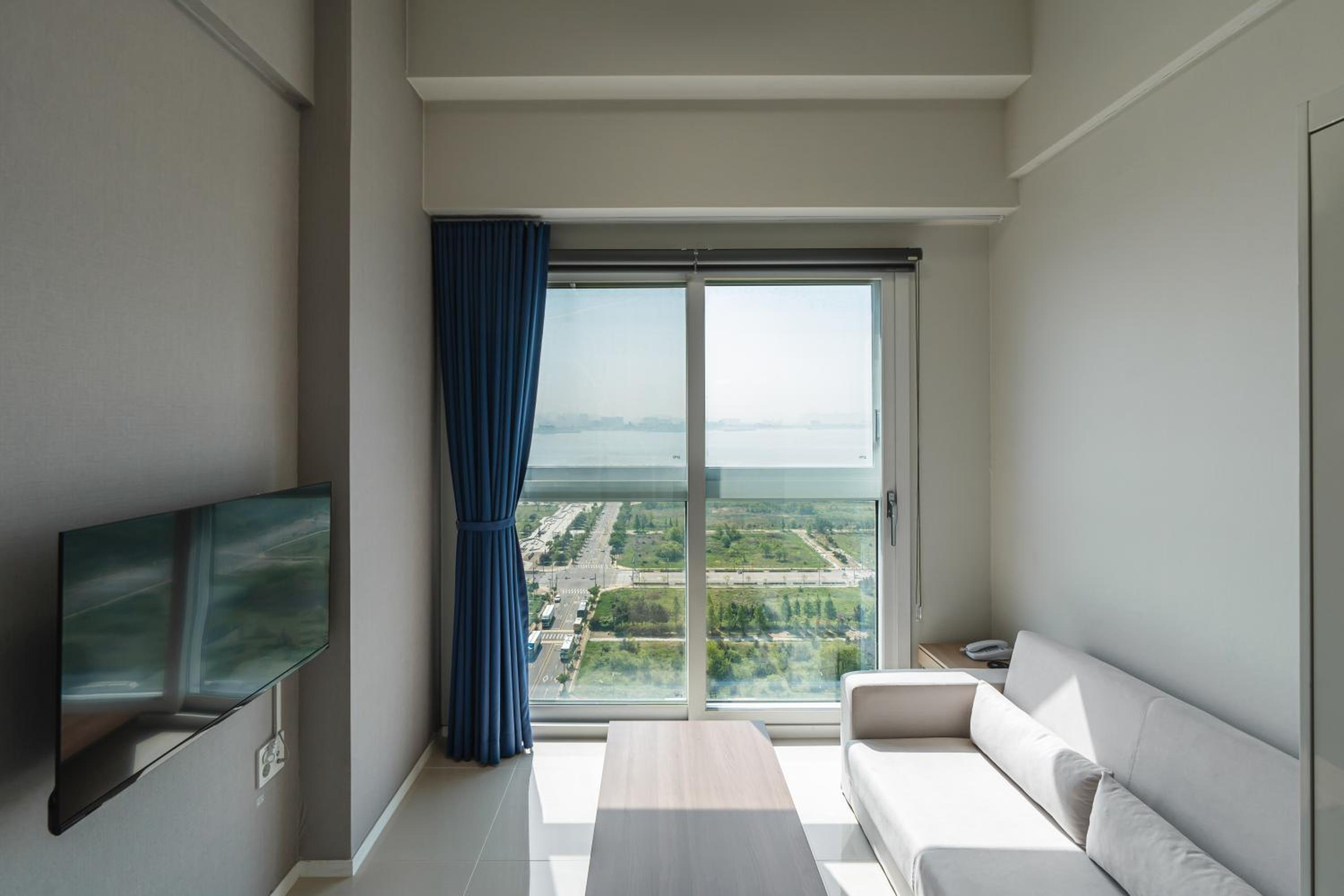 Superior Double Room with Ocean View - Photo 2