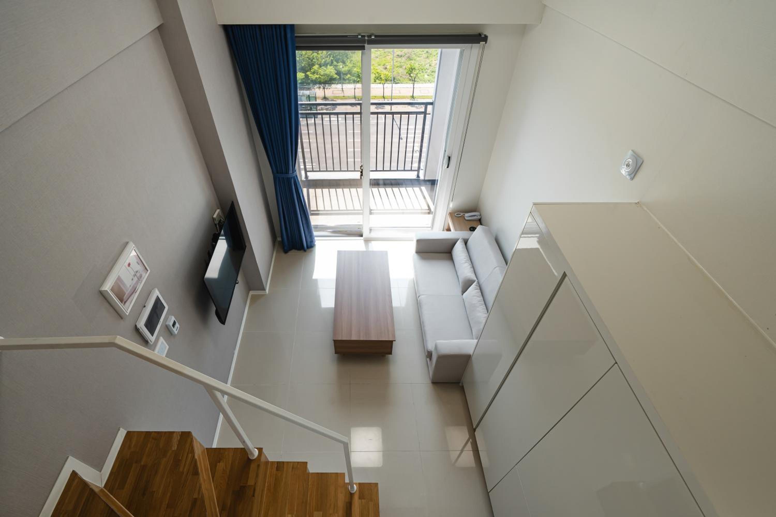 Superior Double with Balcony and Ocean View - Photo 3