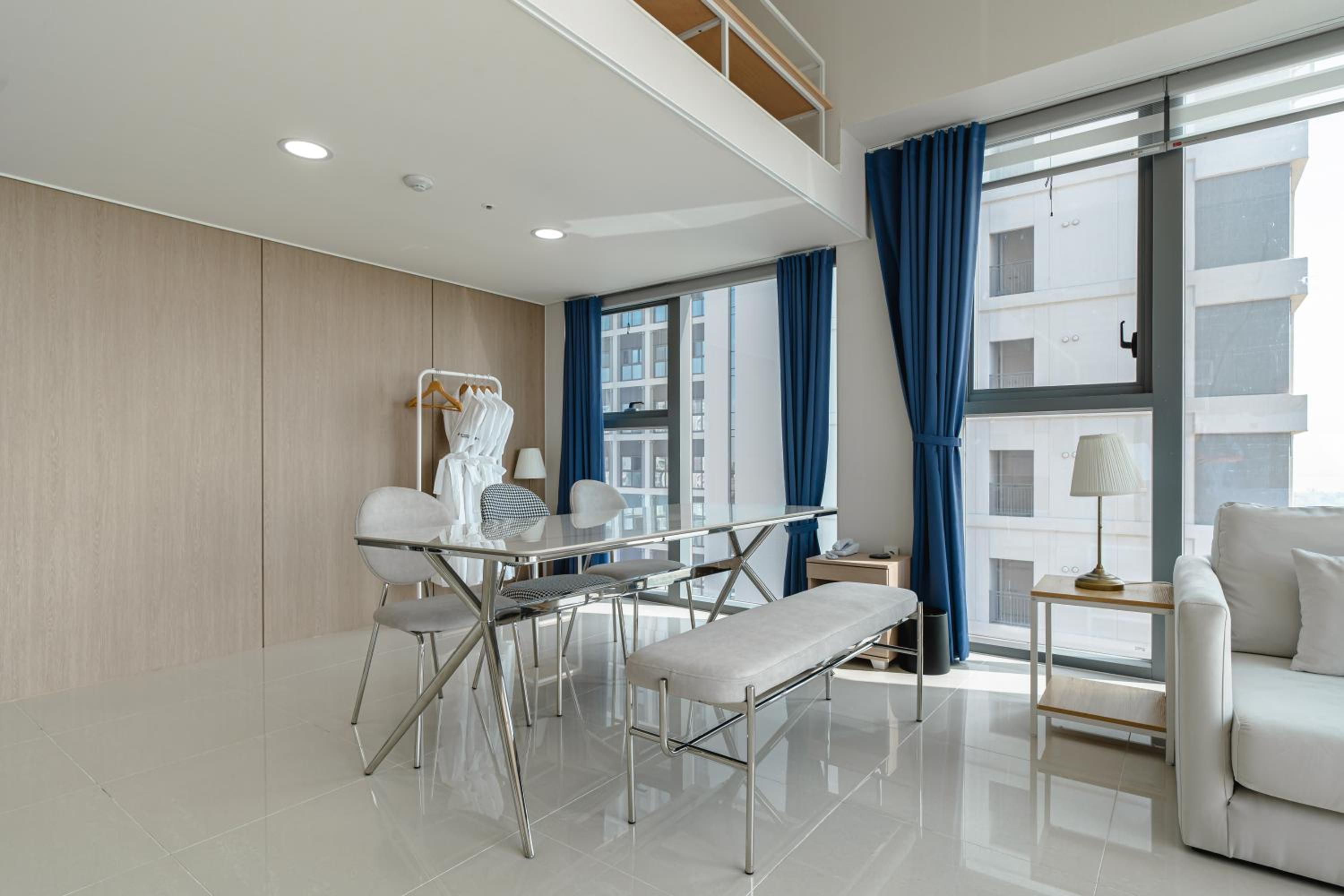 Family Suite Room with Ocean View - Photo 8