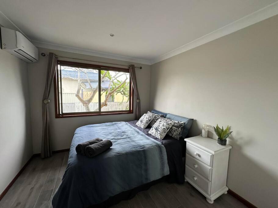 One-Bedroom House photo 1