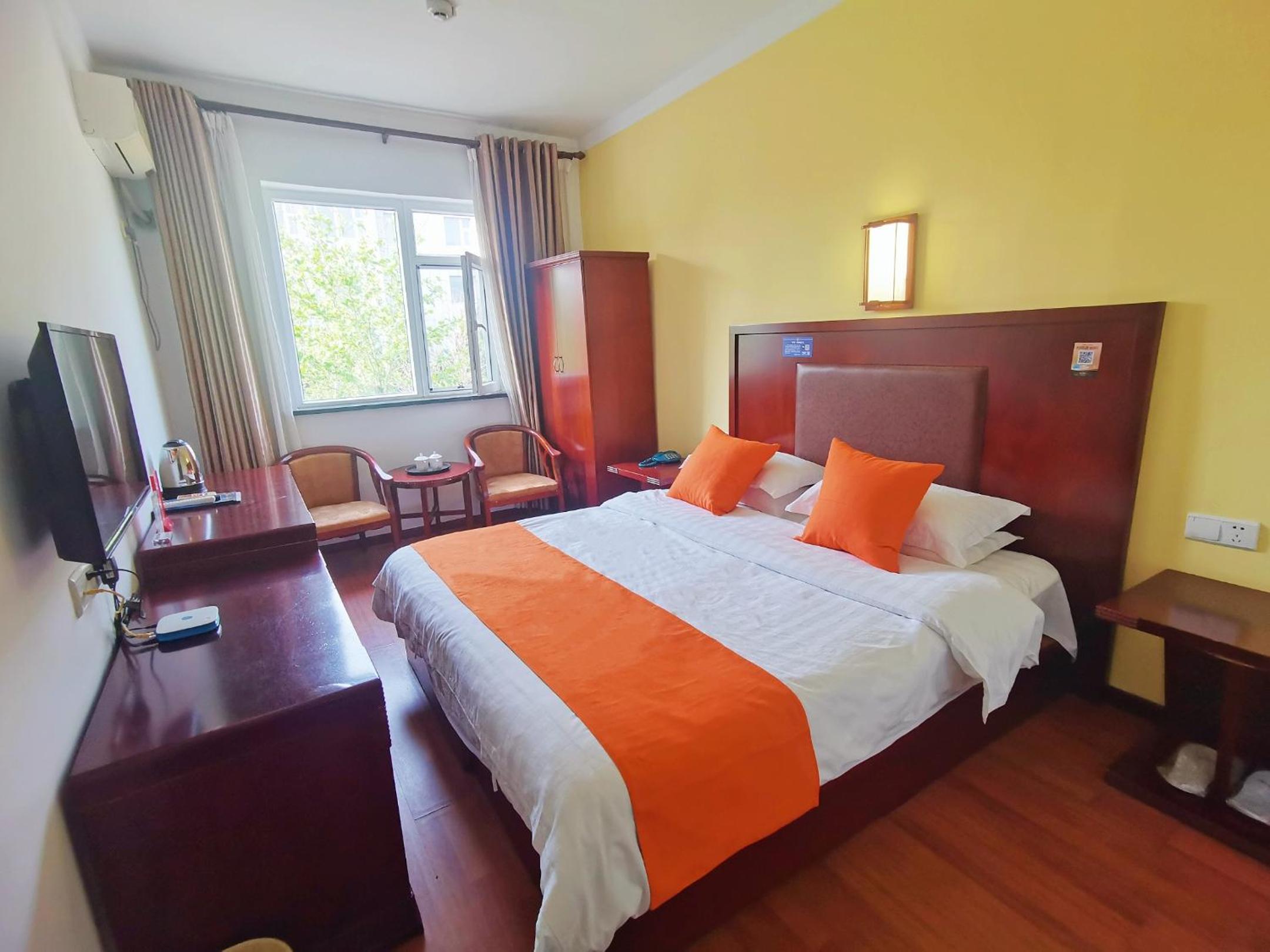Superior Queen Room photo 1