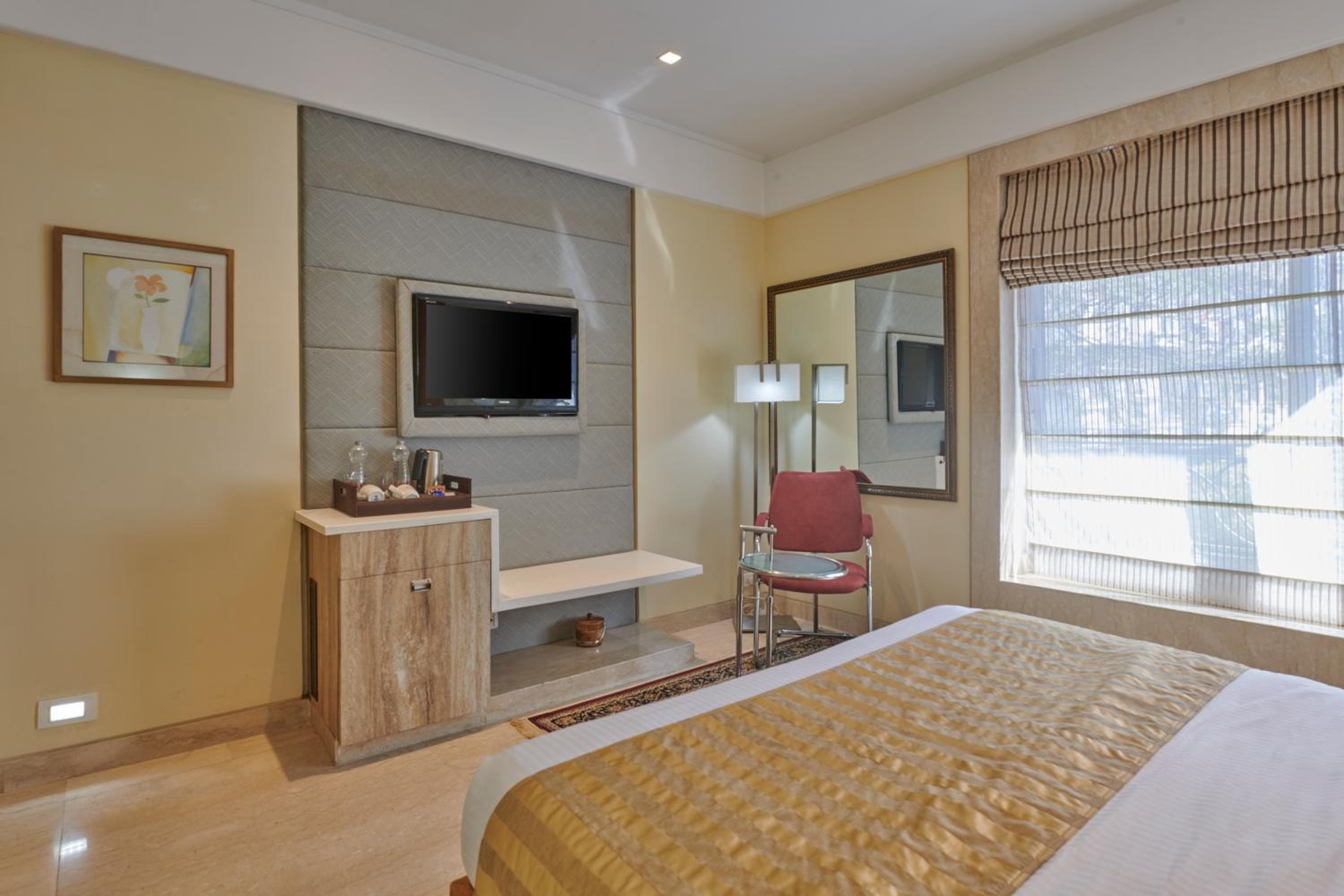 Club Double Room - Photo 3