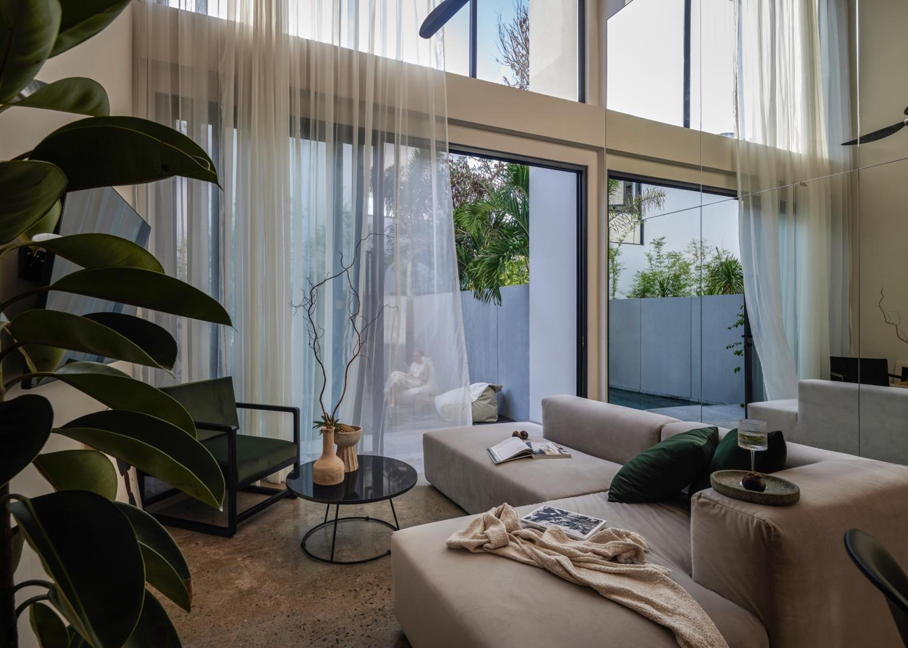 Two-Bedroom Villa - Photo 11