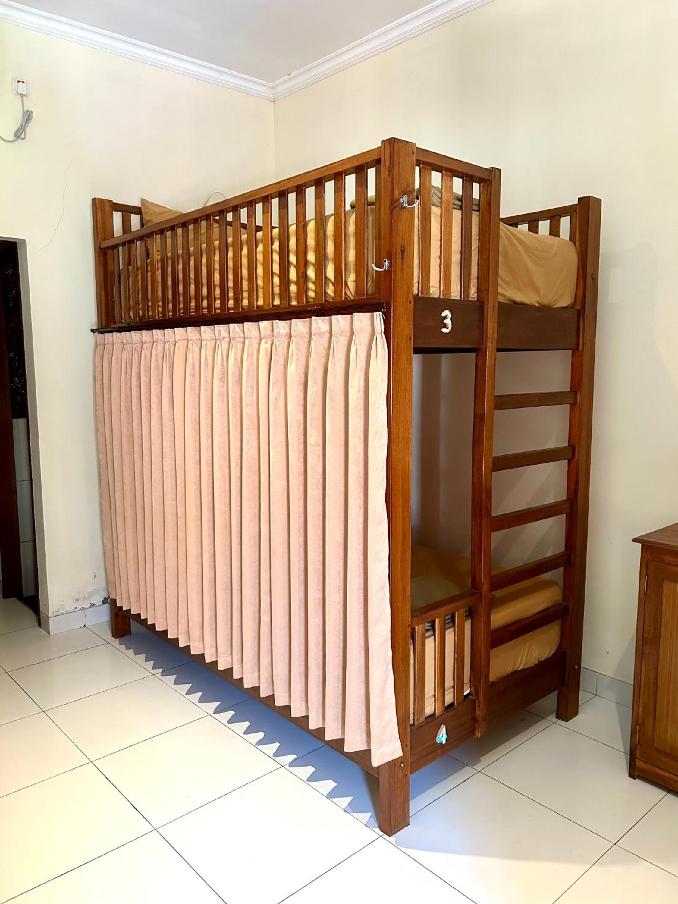 Single Bed in 6-Bed Dormitory Room